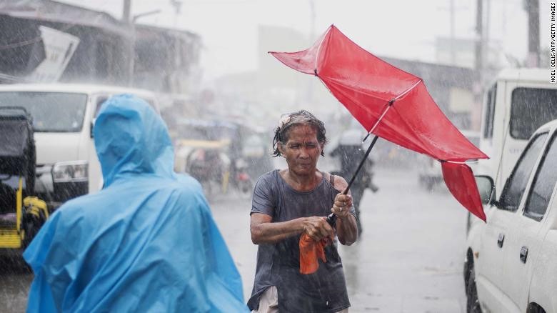 Philippines xac nhan 2 nguoi dau tien thiet mang vi sieu bao Mangkhut hinh anh 2