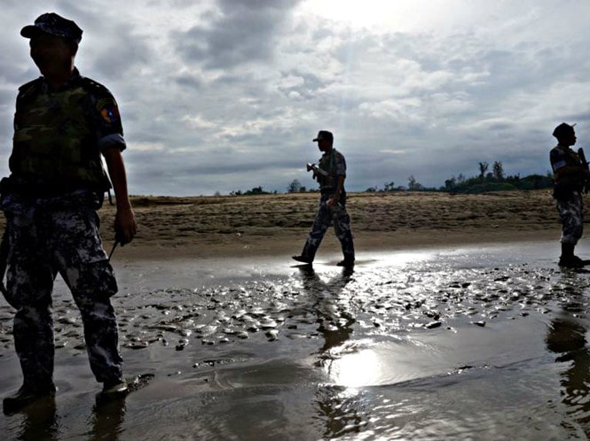 Cảnh sát Myanmar đang truy tìm hơn 30 tù nhân vượt ngục /// Reuters