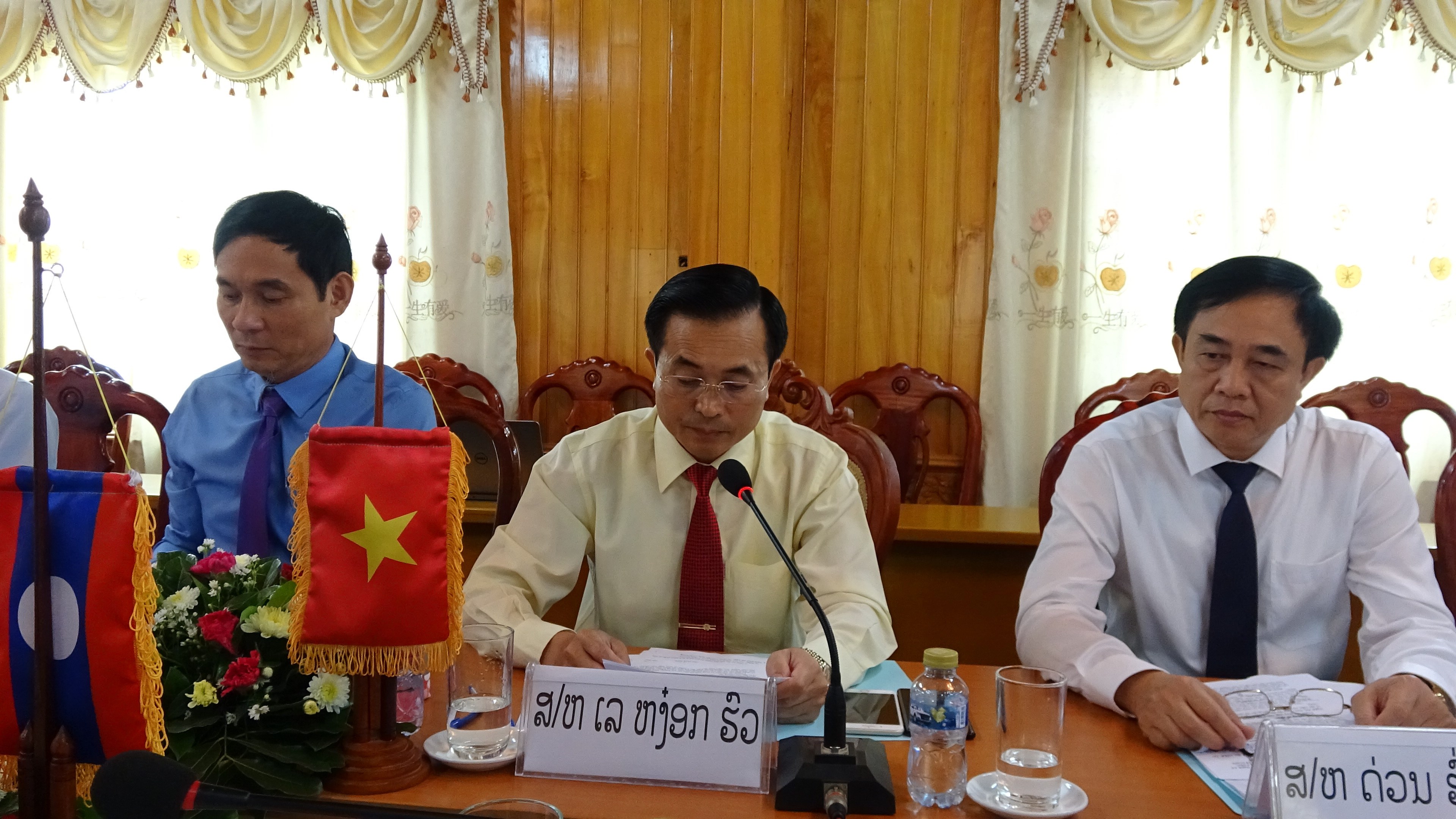 Đồng chí Lê Ngọc Hoa - Phó Chủ tịch UBND tỉnh tại buổi hội đàm. Ảnh: Trần Minh