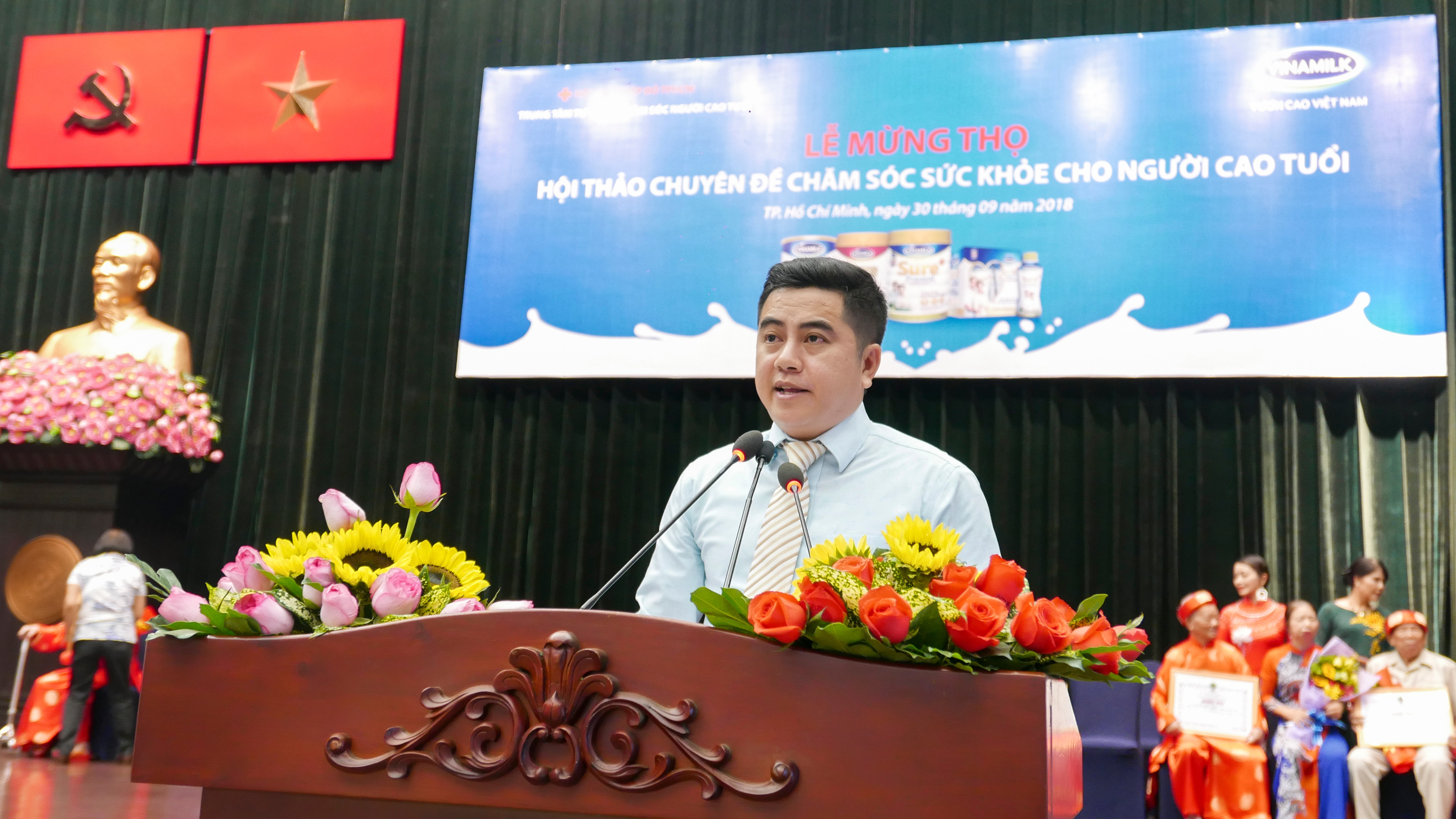Ông Nguyễn Văn Quang - Giám đốc kinh doanh  tại Tp.HCM phát biểu .