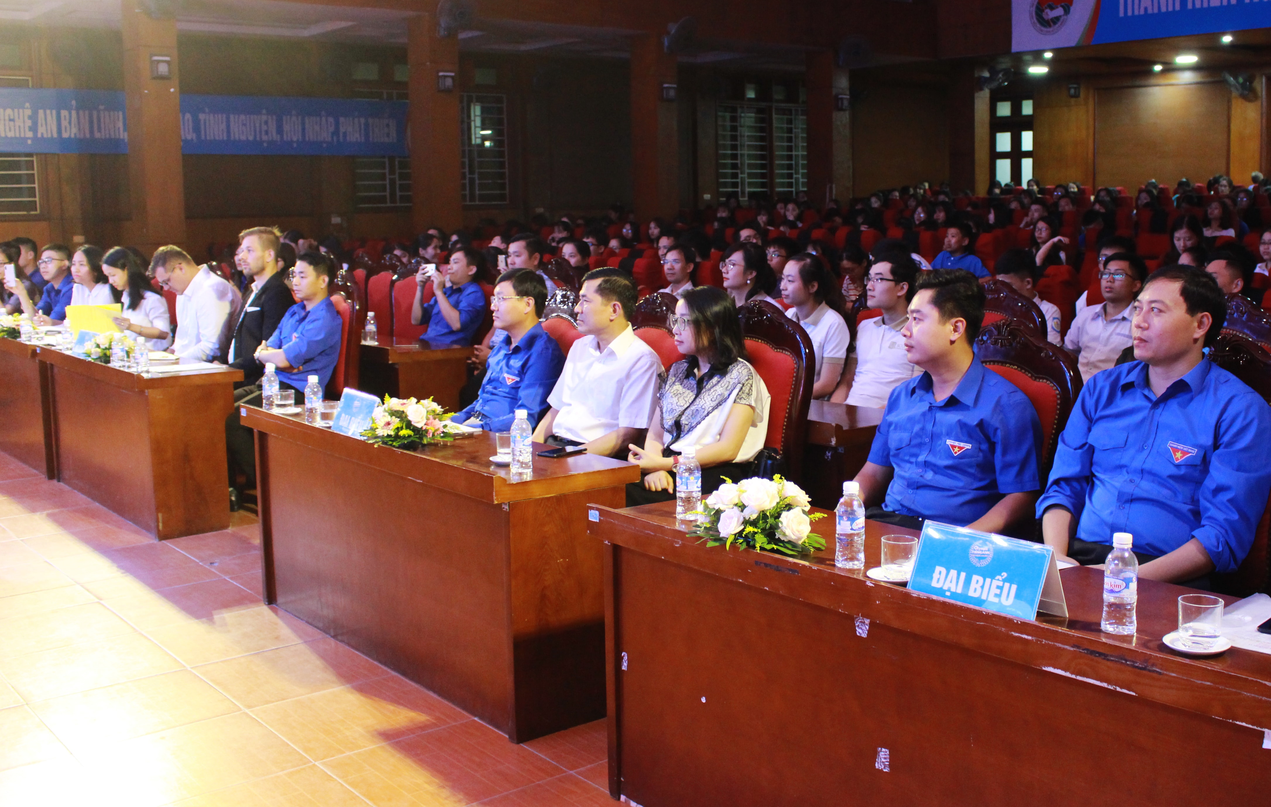 Các đại biểu tham dự chương trình. Ảnh: Phương Thúy
