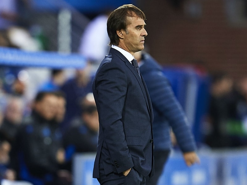 HLV Lopetegui đang gặp muôn vàn khó khăn ở Real Madrid. Ảnh: Internet