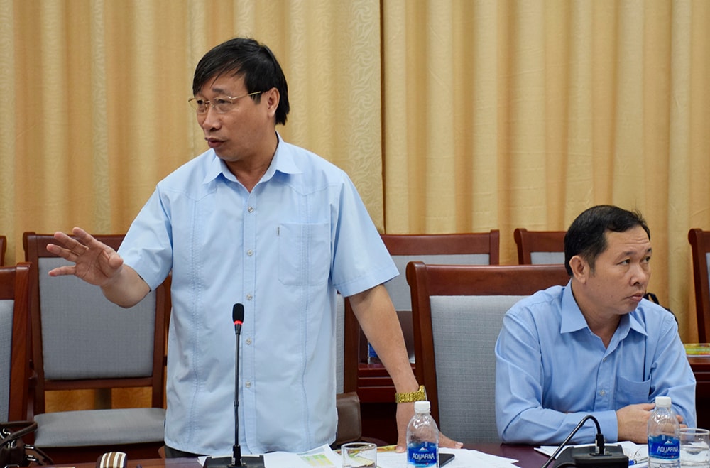 Ông Nguyễn Văn Lập, Phó giám đốc Sở NN&PTNT thôgn tin về công tác chuẩn bị đến thời điểm hiện tại. Ảnh: Phú Hương