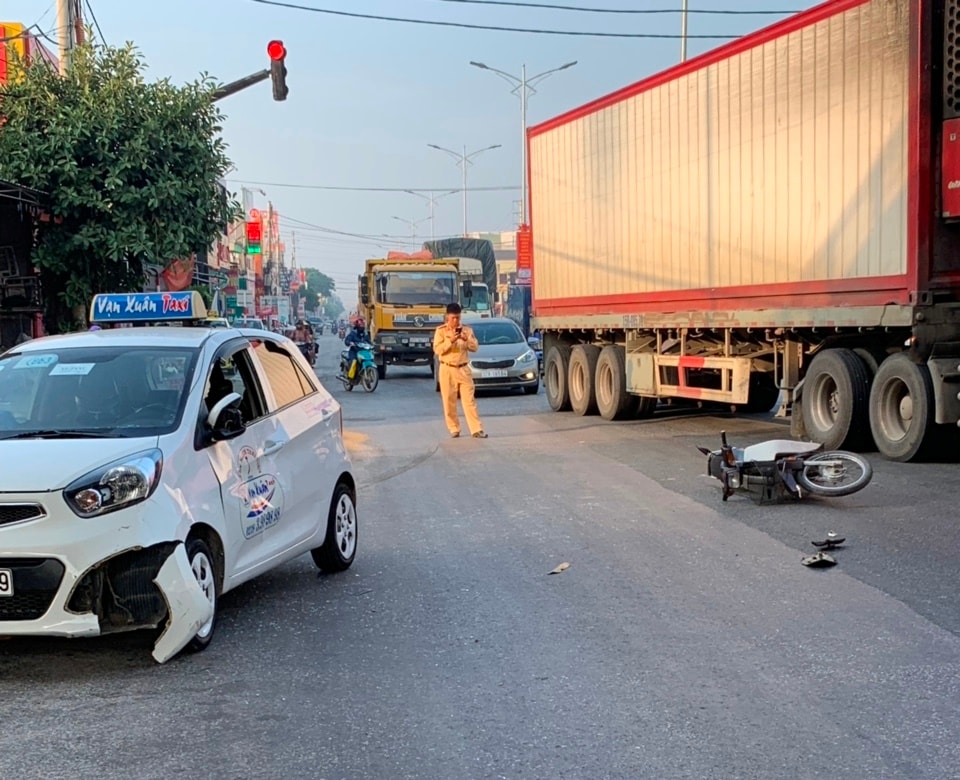 Hiện trường vụ tai nạn. Ảnh: Hồng Hải