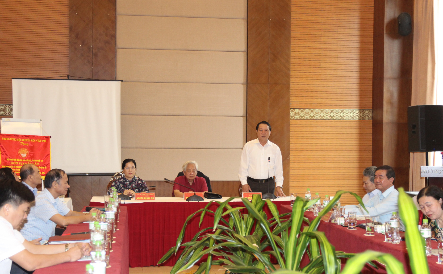 Đồng chí Lê Minh Thông phát biểu tại cuộc họp. Ảnh: Mỹ Hà