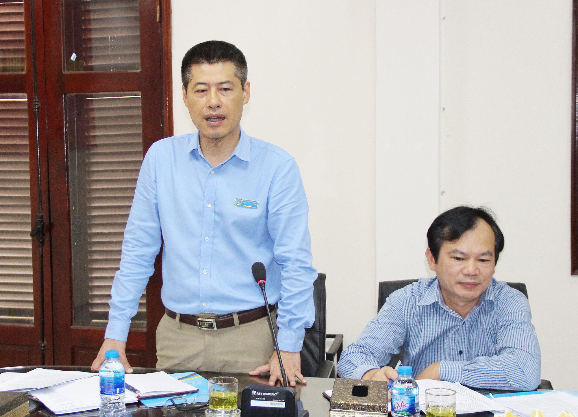 Giám đốc BHXH tỉnh Lê Trường Giang cho rằng, tình trạng só doanh nghiệp nợ đóng BHXH còn nhiều. Ảnh: Mai Hoa