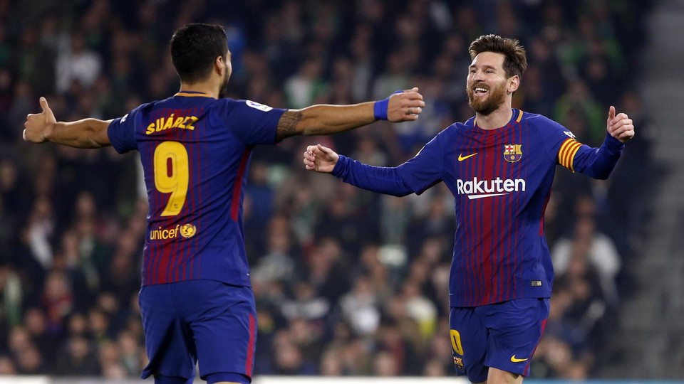 Những bàn thắng của Messi có công lớn của Luis Suarez. Ảnh: Internet