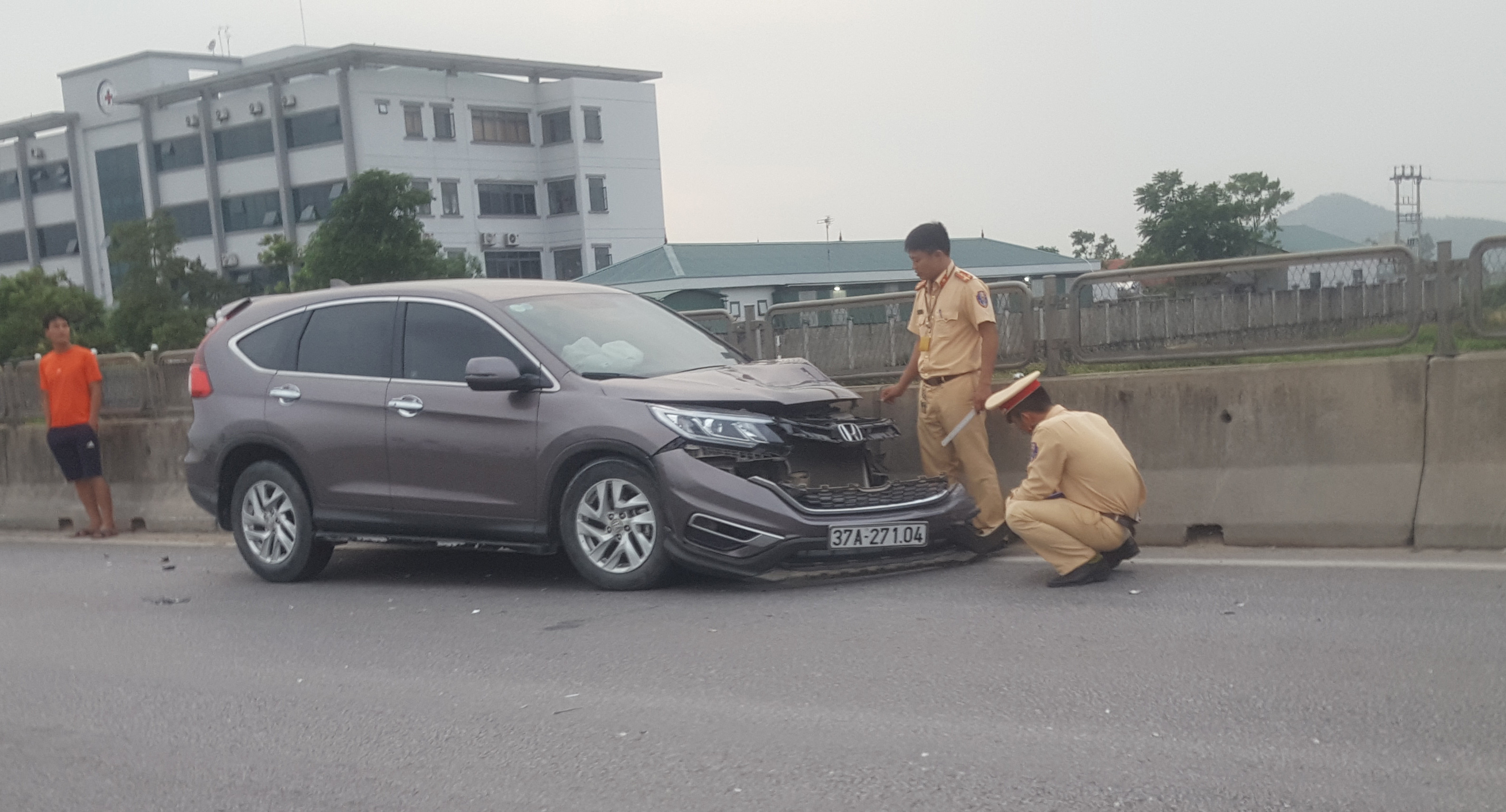 Hiện trường vụ tai nạn. Ảnh: Thạch Quỳnh