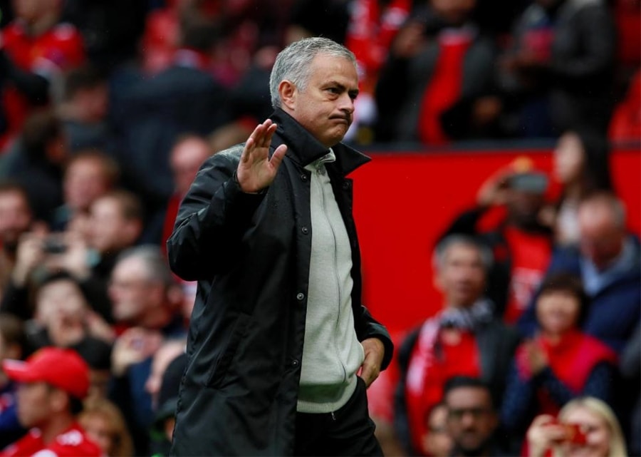 HLV Mourinho đang trên đường rời khỏi Man Utd. Ảnh: Internet.