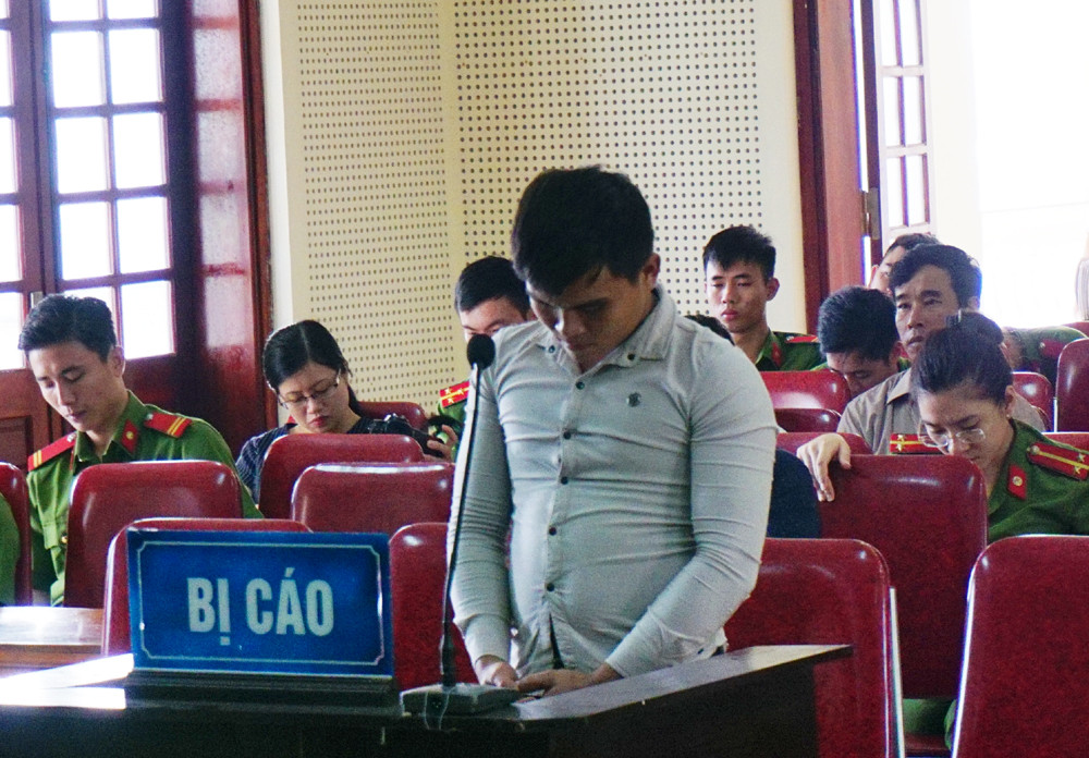 Bị cáo Nguyễn Văn Trường tại phiên tòa. Ảnh: Như Bình