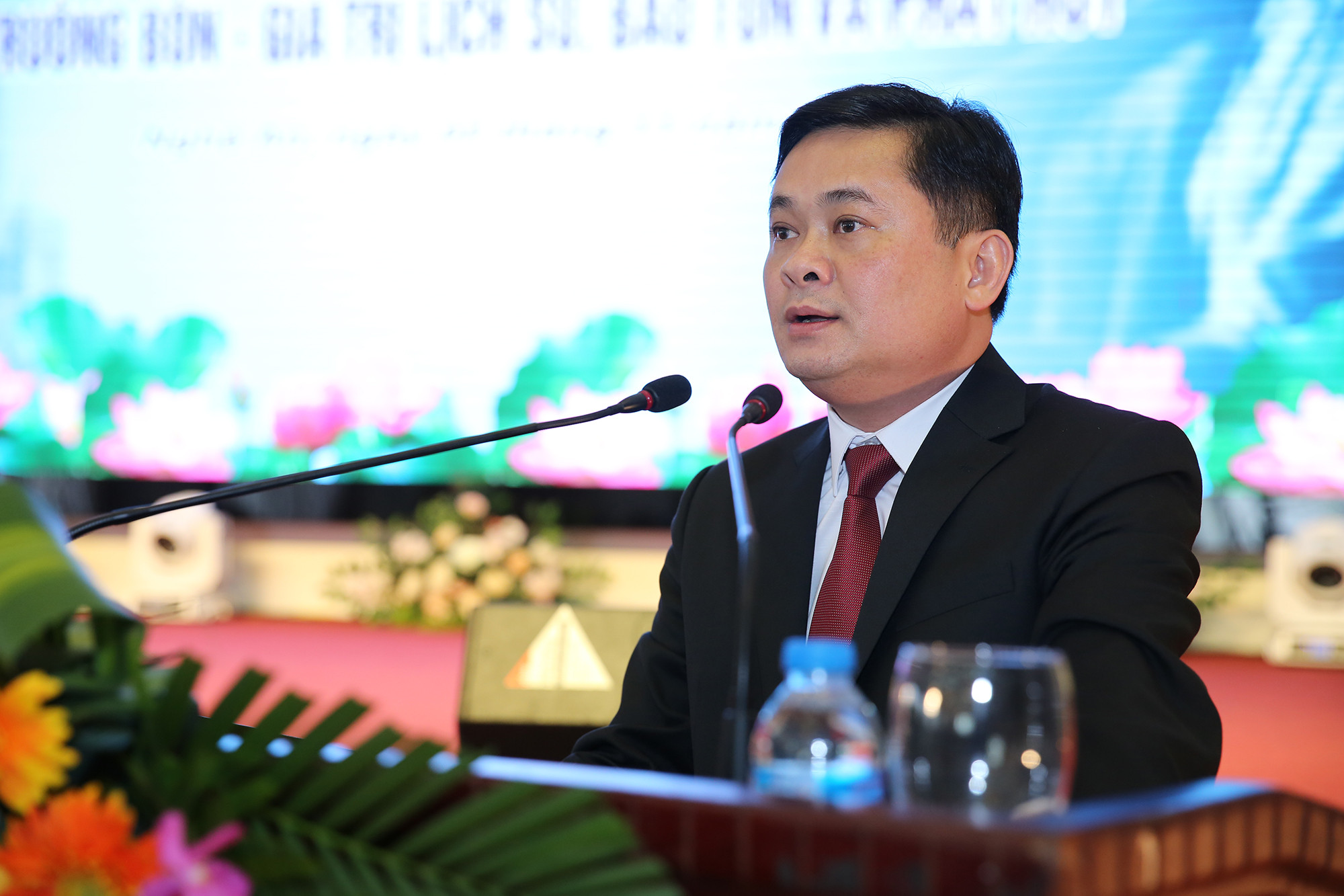Chủ tịch UBND tỉnh Thái Thanh Quý kết luận hội thảo. Ảnh: Đức Anh