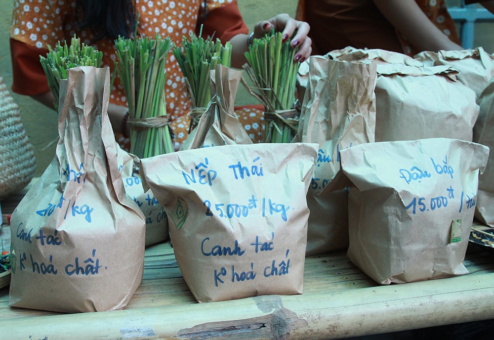 Chợ Phiên Ảnh: Chu Thanh