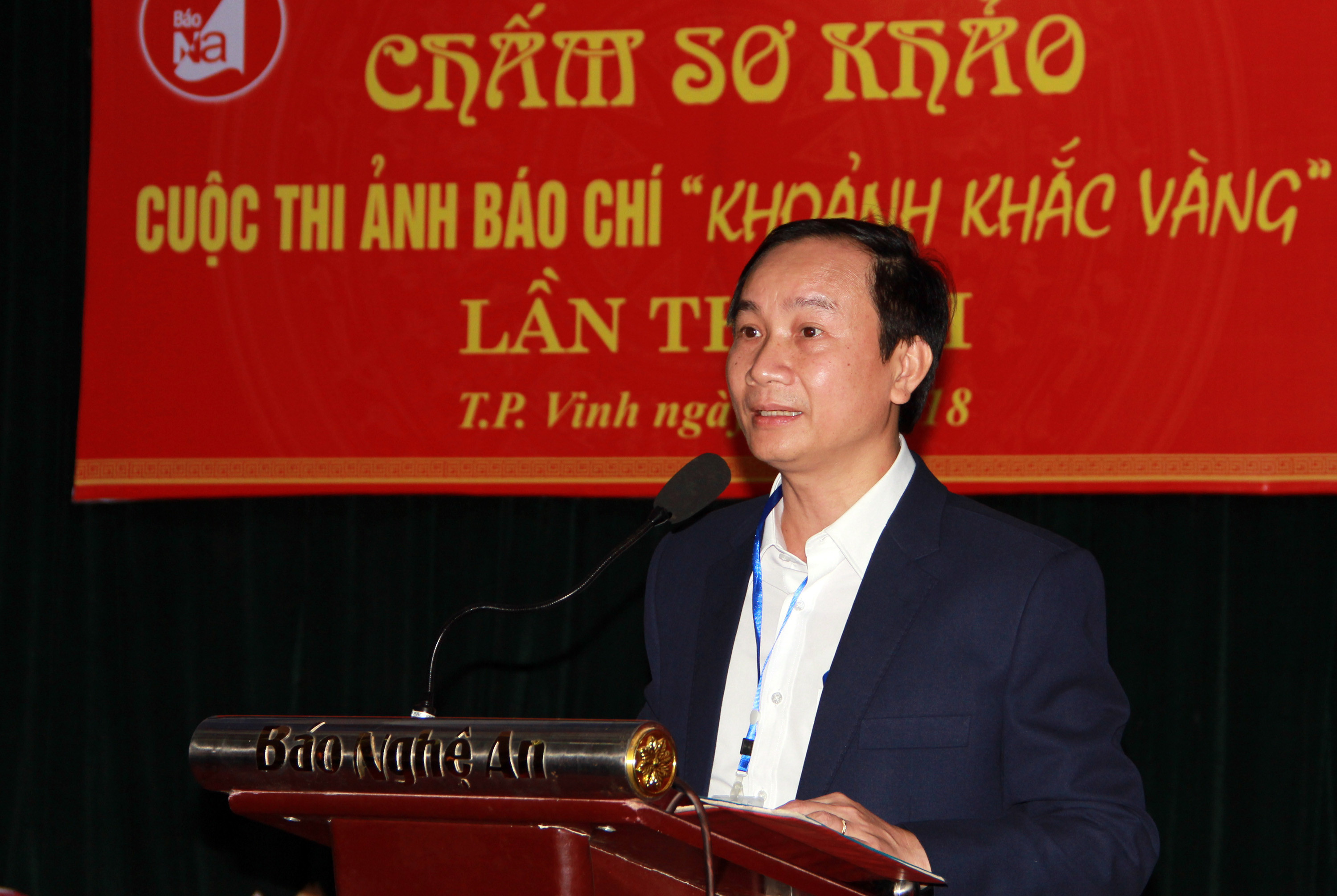 Đồng chí Trần Văn Hùng - Phó Trưởng Ban Tổ chức giải phát biểu tại buổi chấm sơ khảo. Ảnh: Hồ Phương