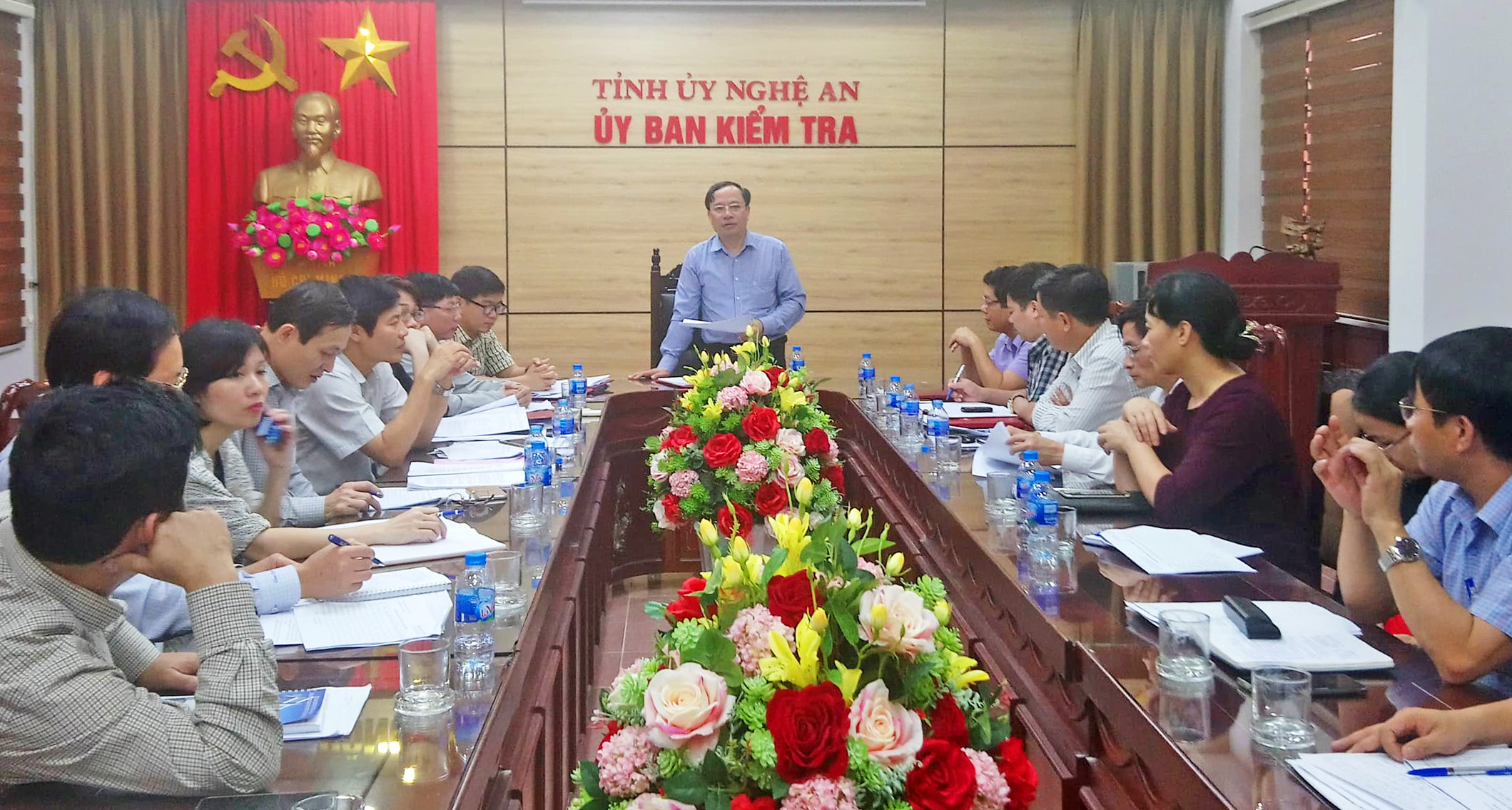 Đồng chí Nguyễn Tất Lý - Phó Chủ nhiệm Ủy ban Kiểm tra Tỉnh ủy chủ trì hội nghị. Ảnh: Quang Minh