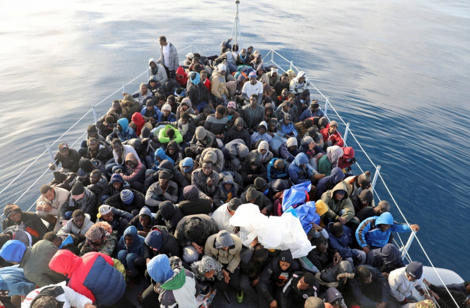 Người dân Lybia đối diện với những khủng hoảng tồi tệ, có hàng trăm ngàn người muốn thoát khỏi tình trạng này bằng cách di cư. Ảnh Reuters
