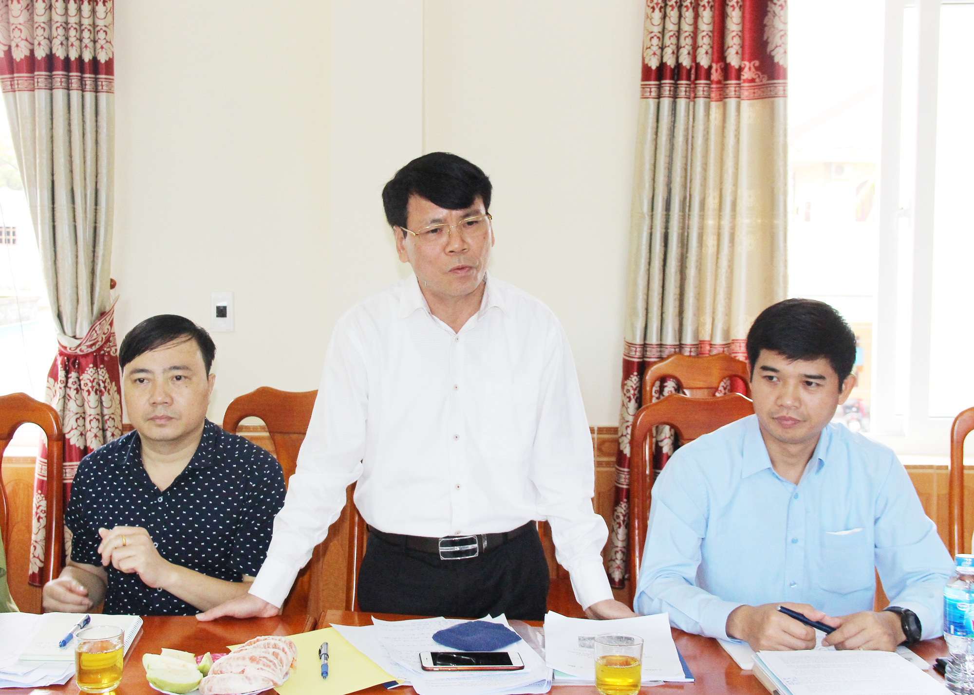 Phó Giám đốc Sở NN&PTNT Nguyễn Tiến Lâm thừa nhận, việc trồng rừng thay thế 