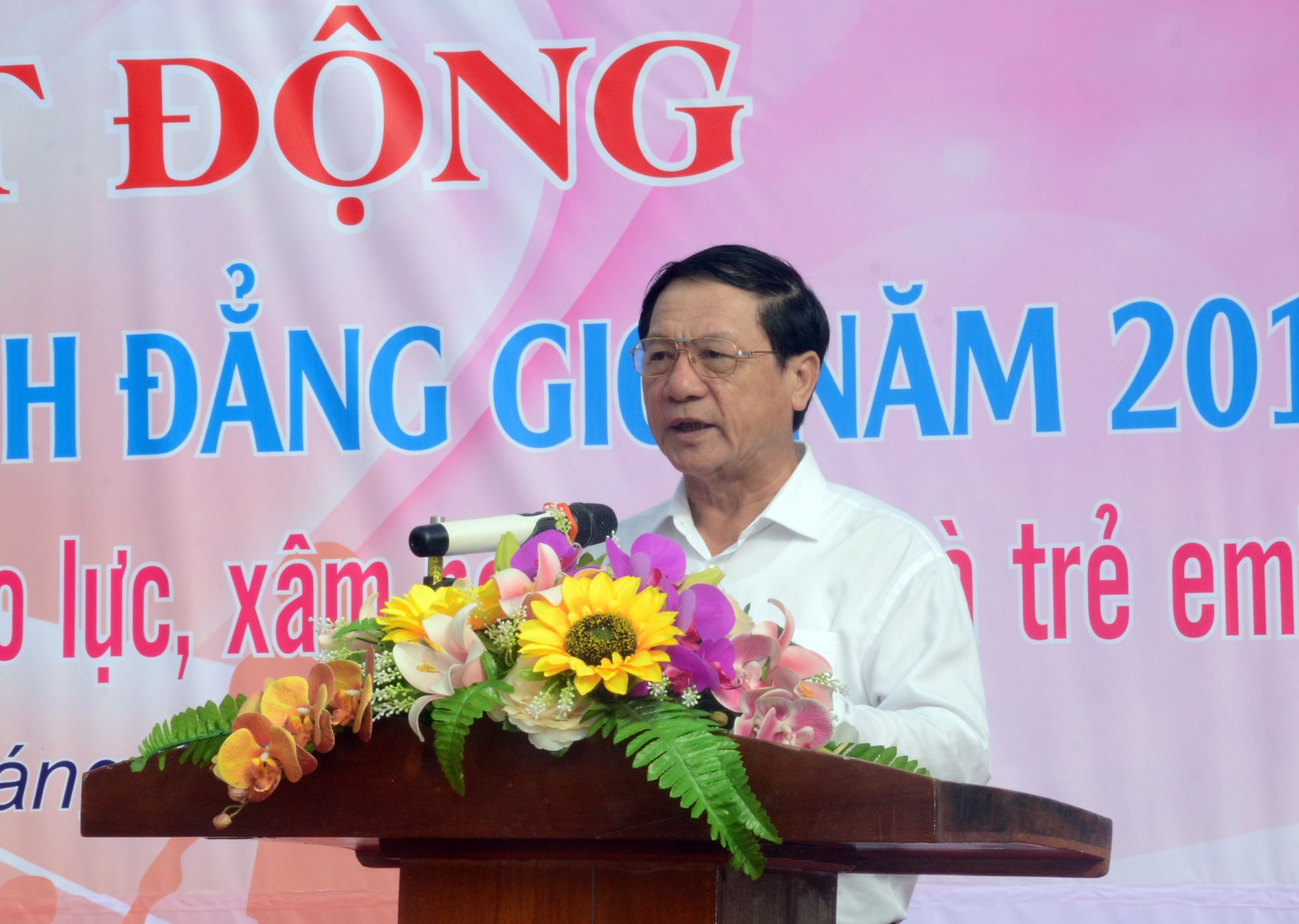 hành động vì một cộng đồng an toàn, bình đẳng, không bạo lực, xâm hại phụ nữ và trẻ em