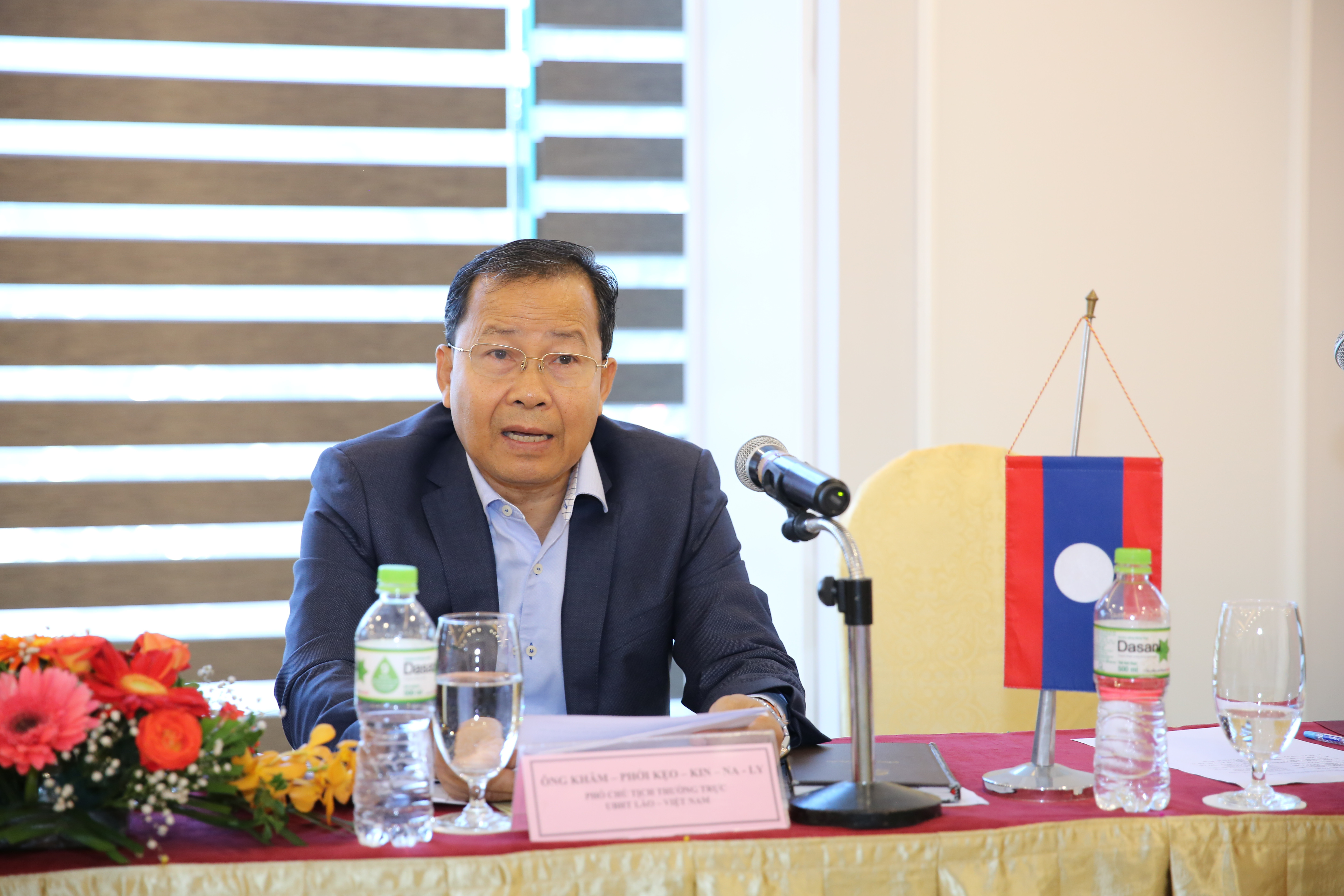 Phó Chủ tịch Thường trực Ủy ban Hợp tác Lào - Việt Nam phát biểu tại hội đàm