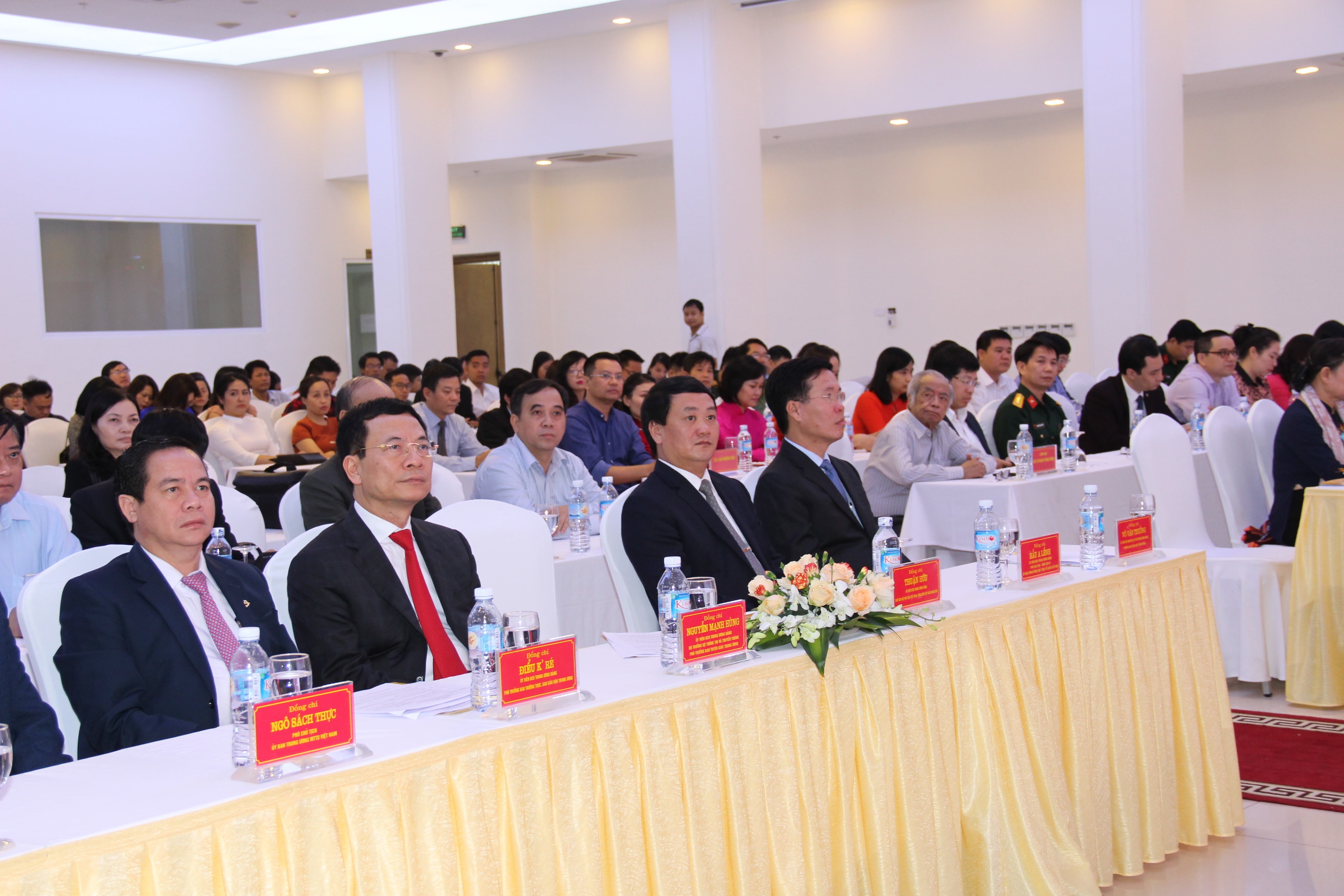 Các đại biểu dự lễ trao giải. Ảnh: Hoài Thu