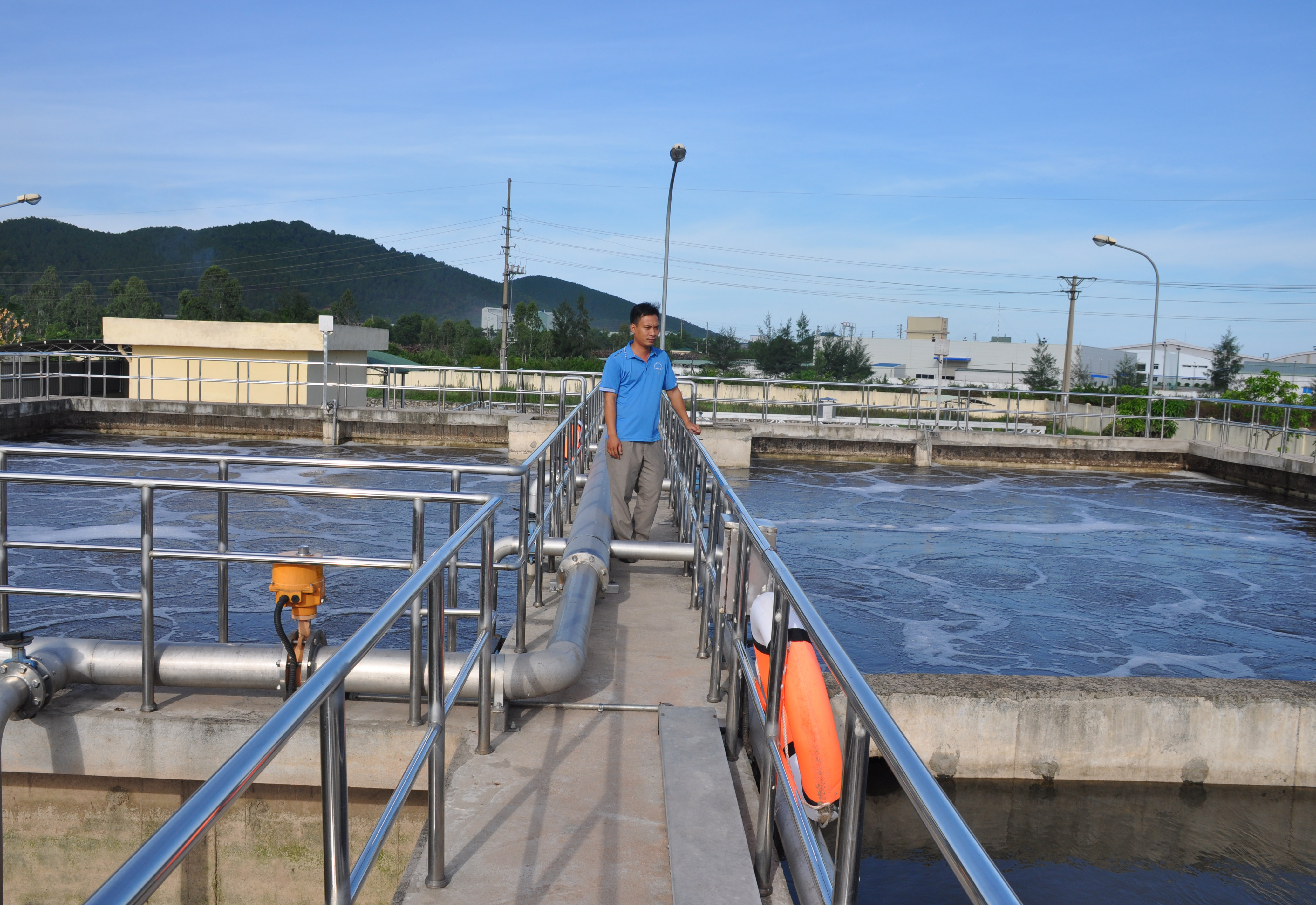 Nhà máy xử lý nước thải KCN Nam Cấm. Ảnh: Việt Phương