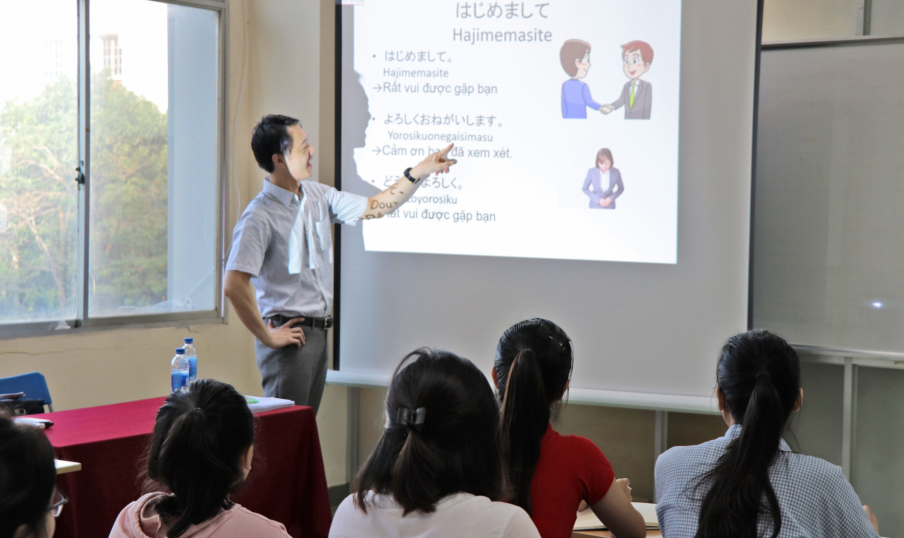 Đào tạo tiếng Nhật cho những sinh viên trúng tuyển sang làm việc tại Nhật Bản. Ảnh: P.V