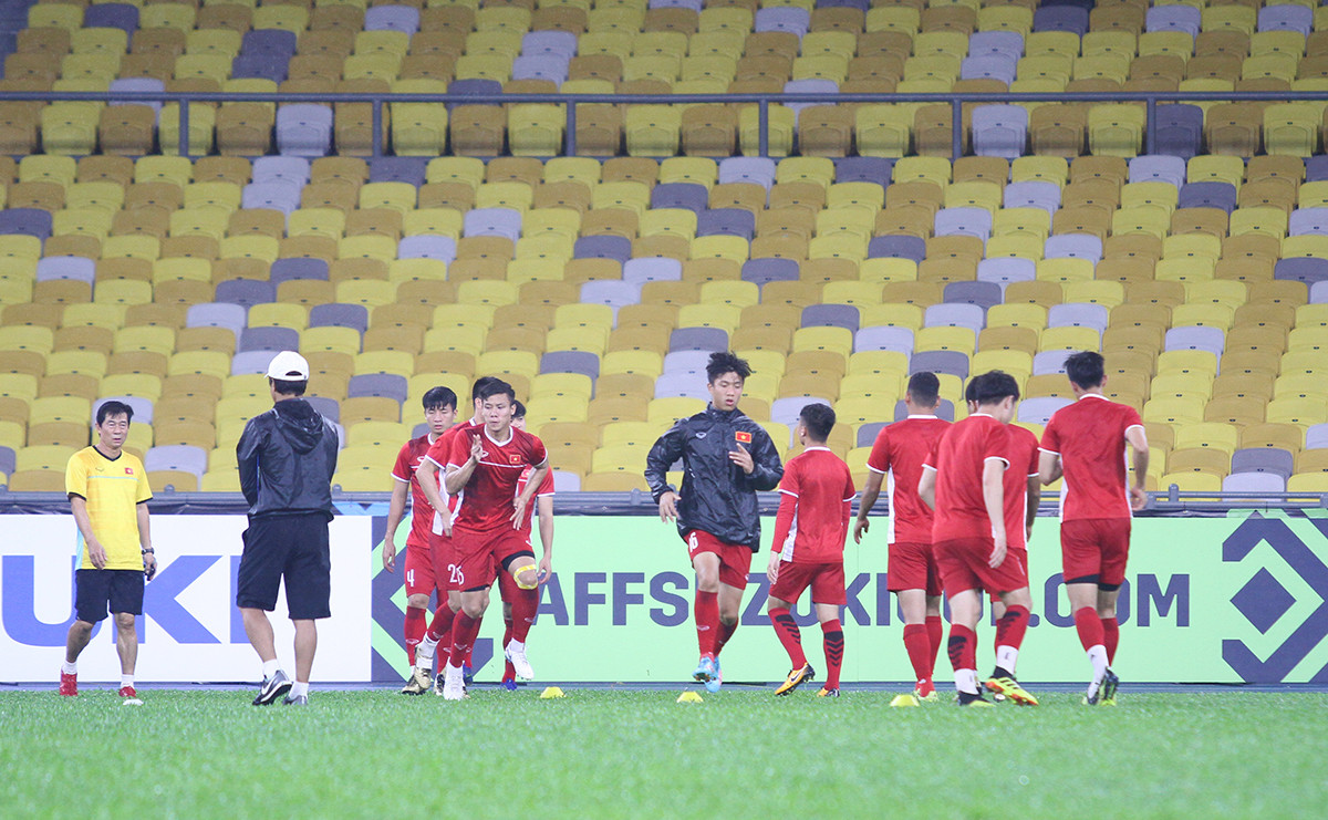 Lần đầu tiên Phan Văn Đức đặt chân đến Bukit Zalil, mặc dù vậy, bàn thắng vào lưới thủ môn Farizal Marlias tại AFC Cup 2018 hồi đầu năm sẽ khiến anh tự tin hơn trong một trận đấu lớn. Ảnh: Trung Kiên
