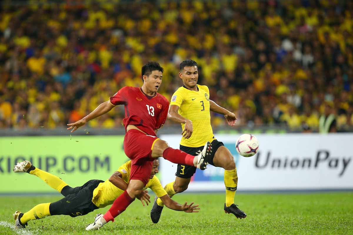 Trong số các hậu vệ của Malaysia, trung vệ Shahrul Saad là cầu thủ chơi nổi bật nhất trong suốt AFF Cup 2018. Ảnh: AFF