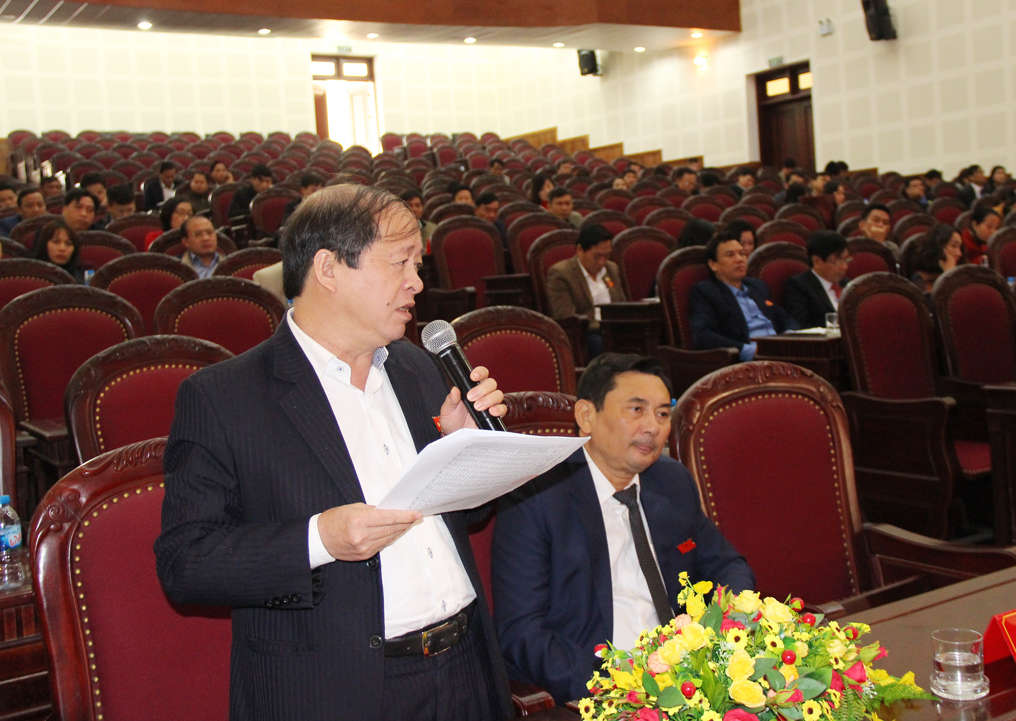Đại biểu Nguyễn Văn Chỉnh đề nghị UBND thành phố cần thay đổi