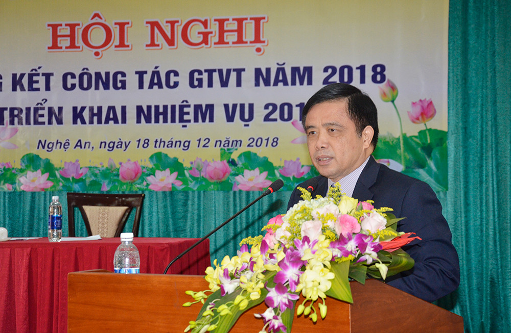 Phó Chủ tịch UBND tỉnh Huỳnh Thanh Điền phát biểu chỉ đạo tại hội nghị. Ảnh: Thanh Lê