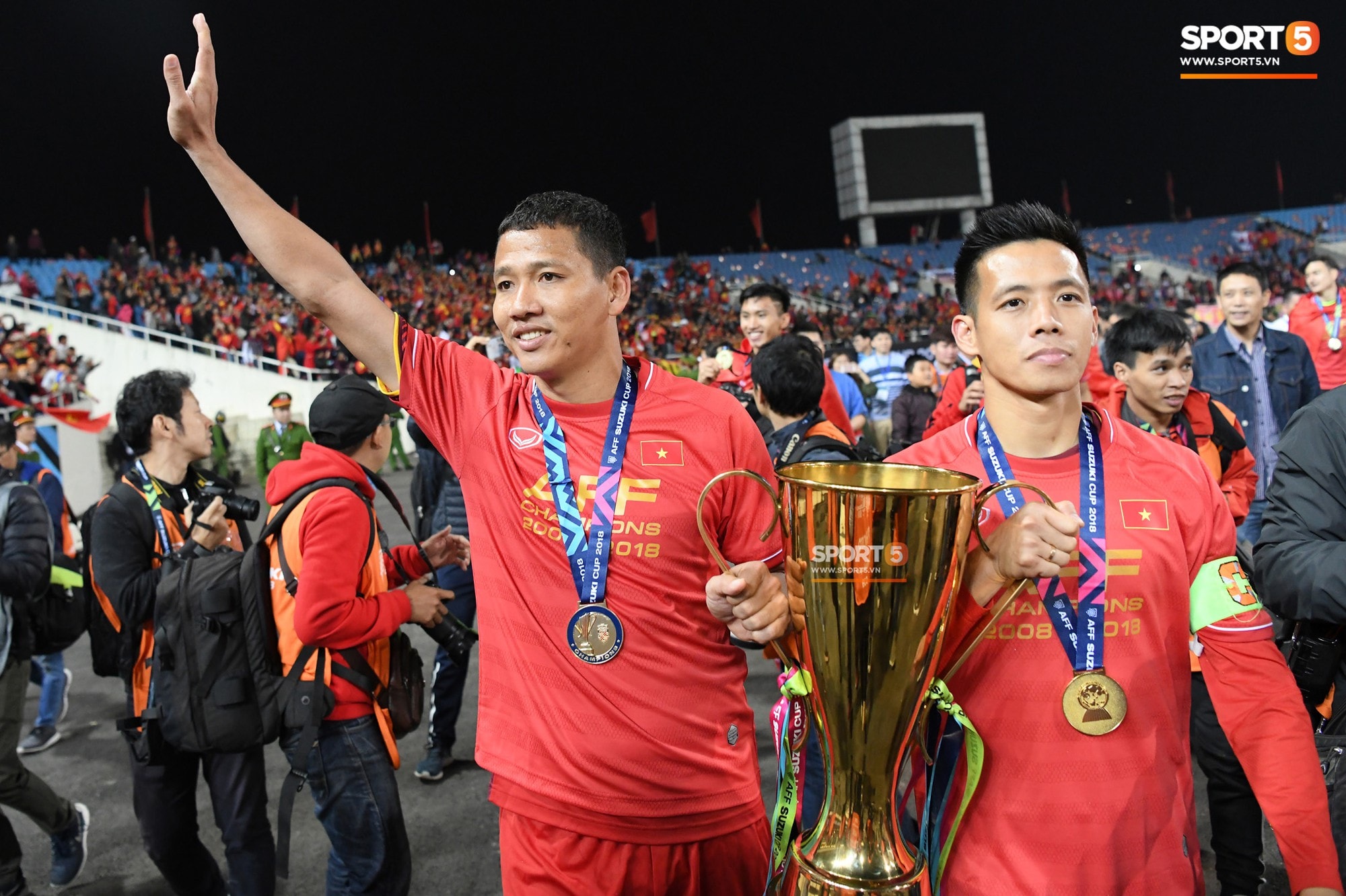 Bộ đôi Nguyễn Anh Đức – Nguyễn Văn Quyết sẽ không tham dự Asian Cup 2019. Ảnh: Internet