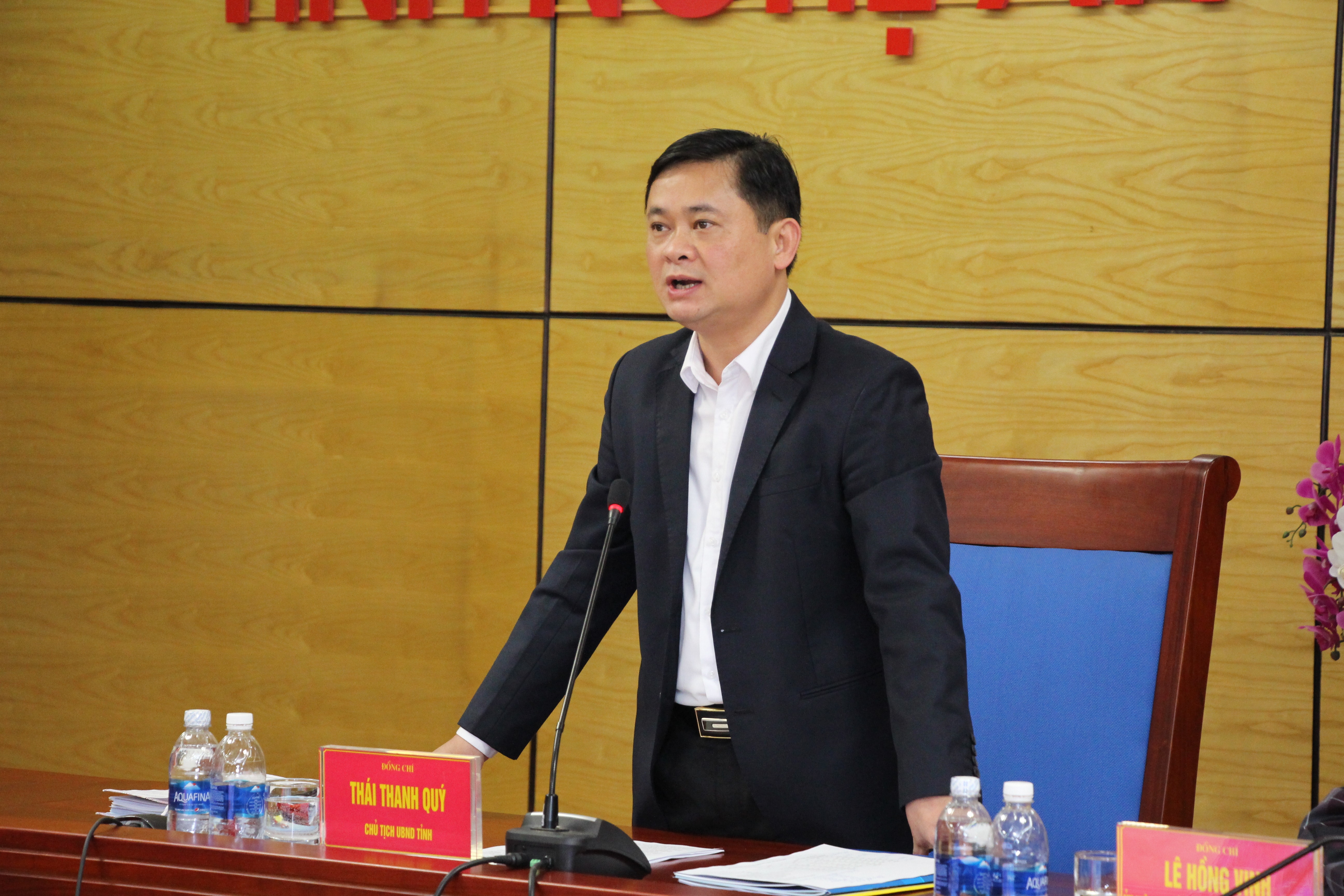 Chủ tịch UBND tỉnh Thái Thanh Quý phát biểu chỉ đạo tại hội nghị. Ảnh: Đào Tuấn 