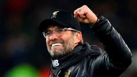 Klopp vượt qua 2 HLV huyền thoại của Liverpool