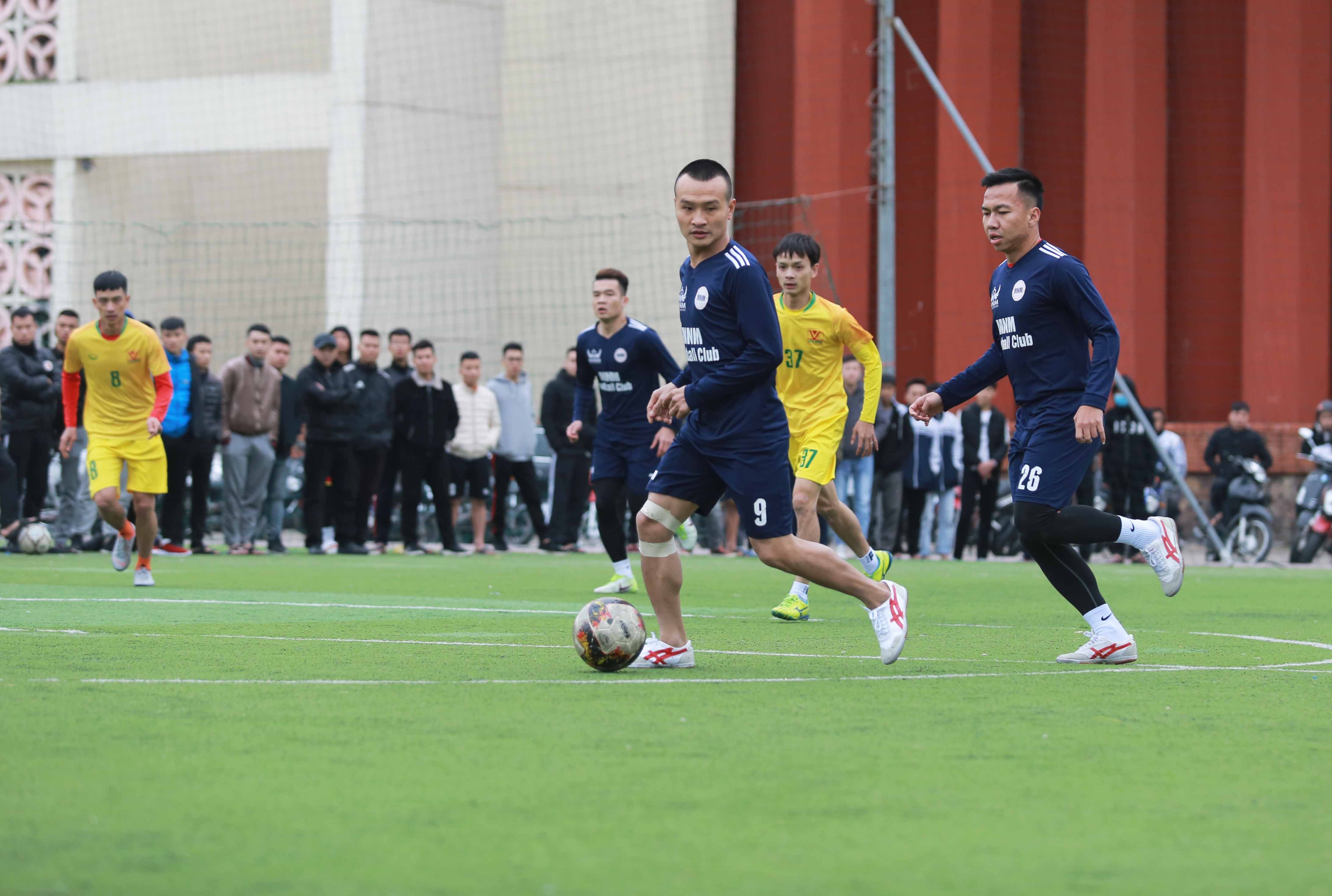 Kết thúc trận đấu, phần thắng 2-1 nghiêng về FC MNM, người lập một cú đúp bàn thắng là tiền vệ Khắc Ngọc và lập công cho FC Văn Minh là cầu thủ Khánh 