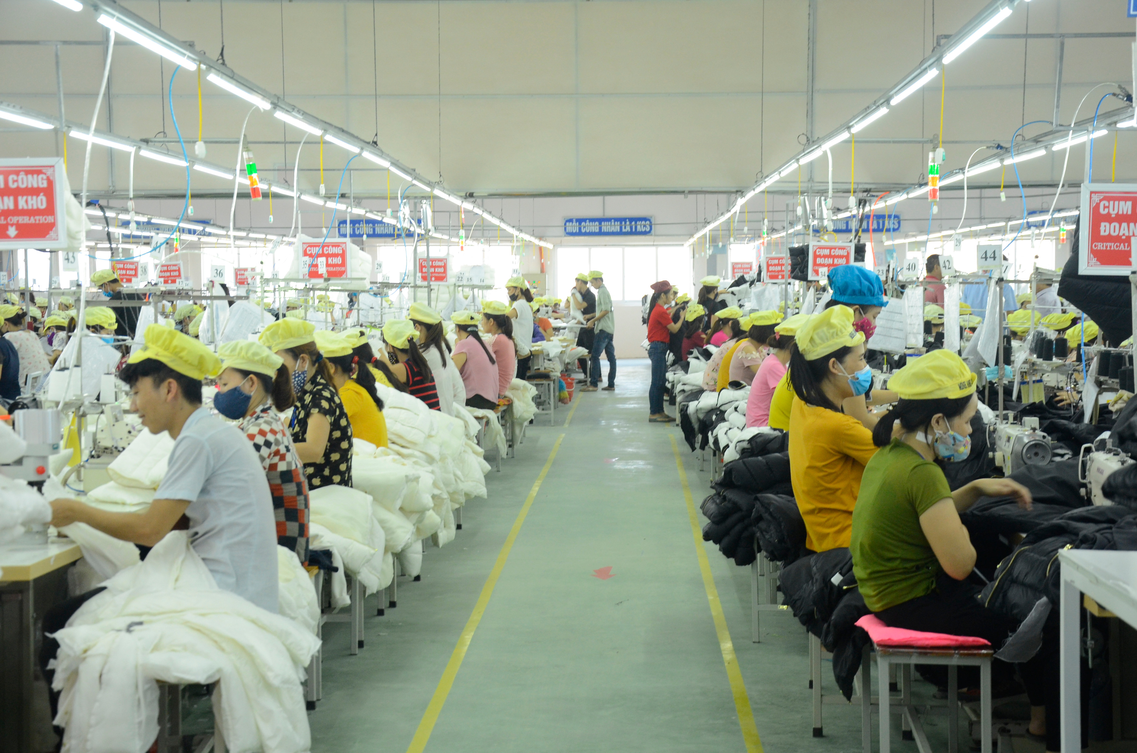 Dây chuyền sản xuất tại Nhà máy Minh Anh. Ảnh: Thanh Lê