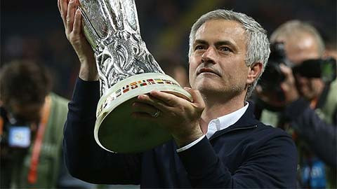 Mourinho được M.U bồi thường 15 triệu bảng