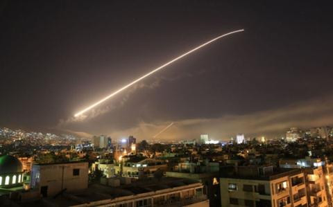 Israel tiep tuc na duoc ten lua vao san bay cua Syria
