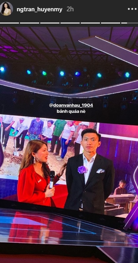 Huyen My khoe anh than thiet, goi cau thu Van Hau la 'chu be ngoan' hinh anh 2