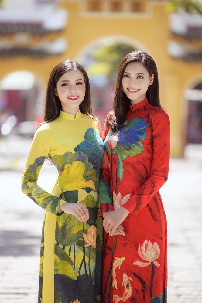 Hoa khôi Thúy Vi đọ sắc người đẹp Biển Đào Hà trong tà áo dài - ảnh 1