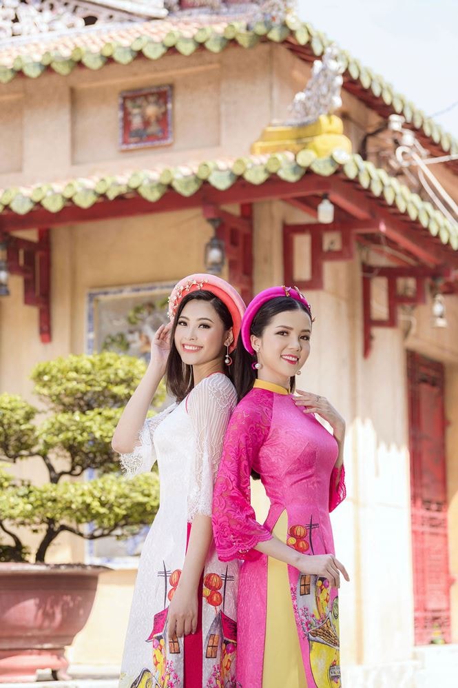 Hoa khôi Thúy Vi đọ sắc người đẹp Biển Đào Hà trong tà áo dài - ảnh 2