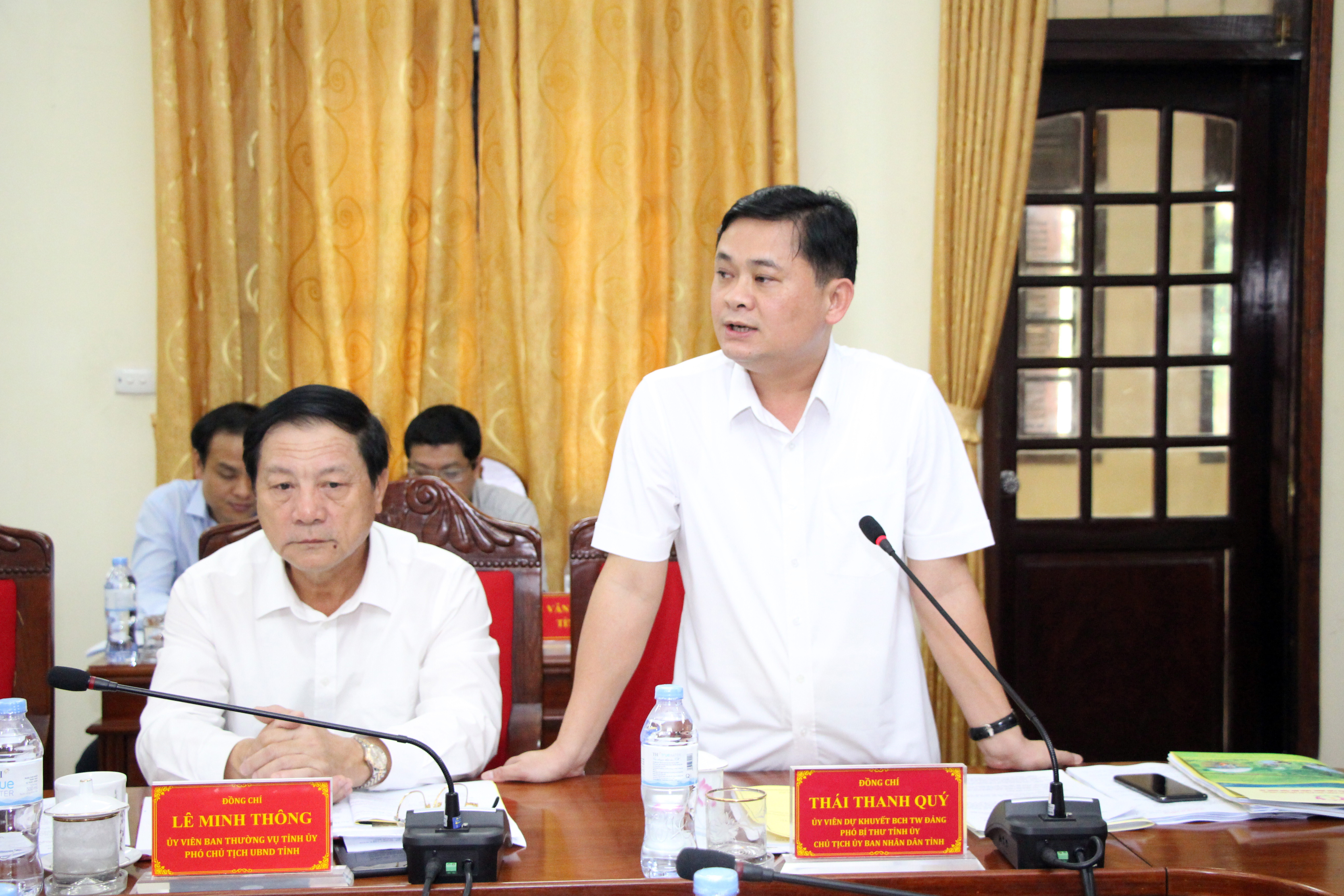 Đồng chí Thái Thanh Quý - Chủ tịch UBND tỉnh phát biểu tại phiên họp. Ảnh: Đào Tuấn