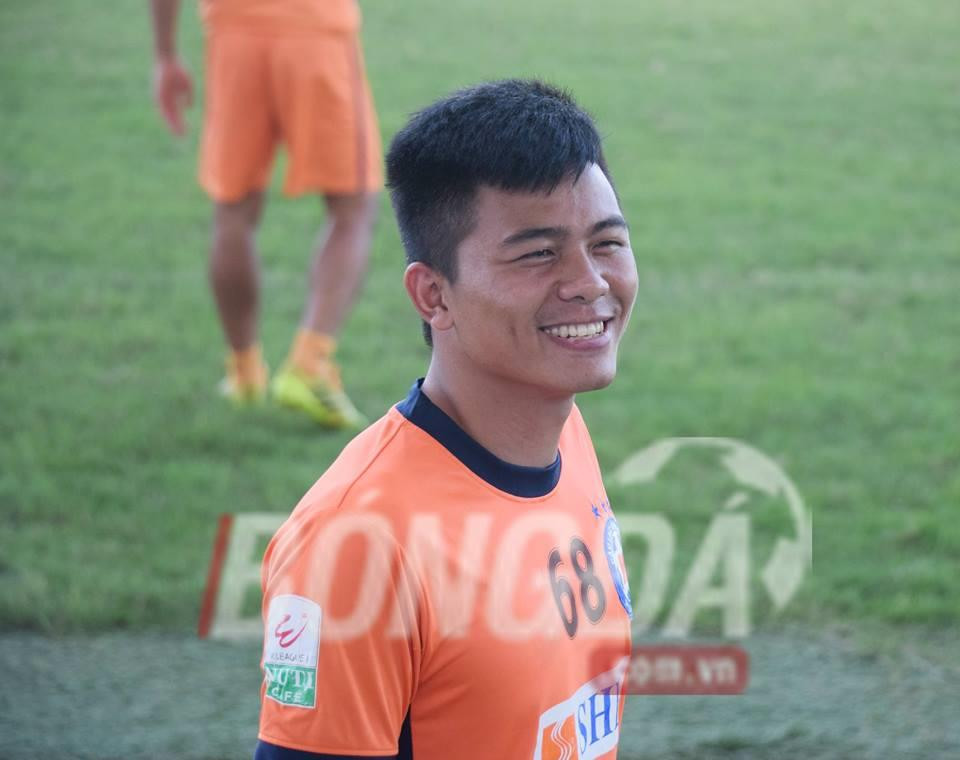 Phạm Mạnh Hùng đã có màn trình diễn ấn tượng ở trận đấu chính thức đầu tiên trong màu áo SHB Đà Nẵng. Ảnh: nguồn DNFC