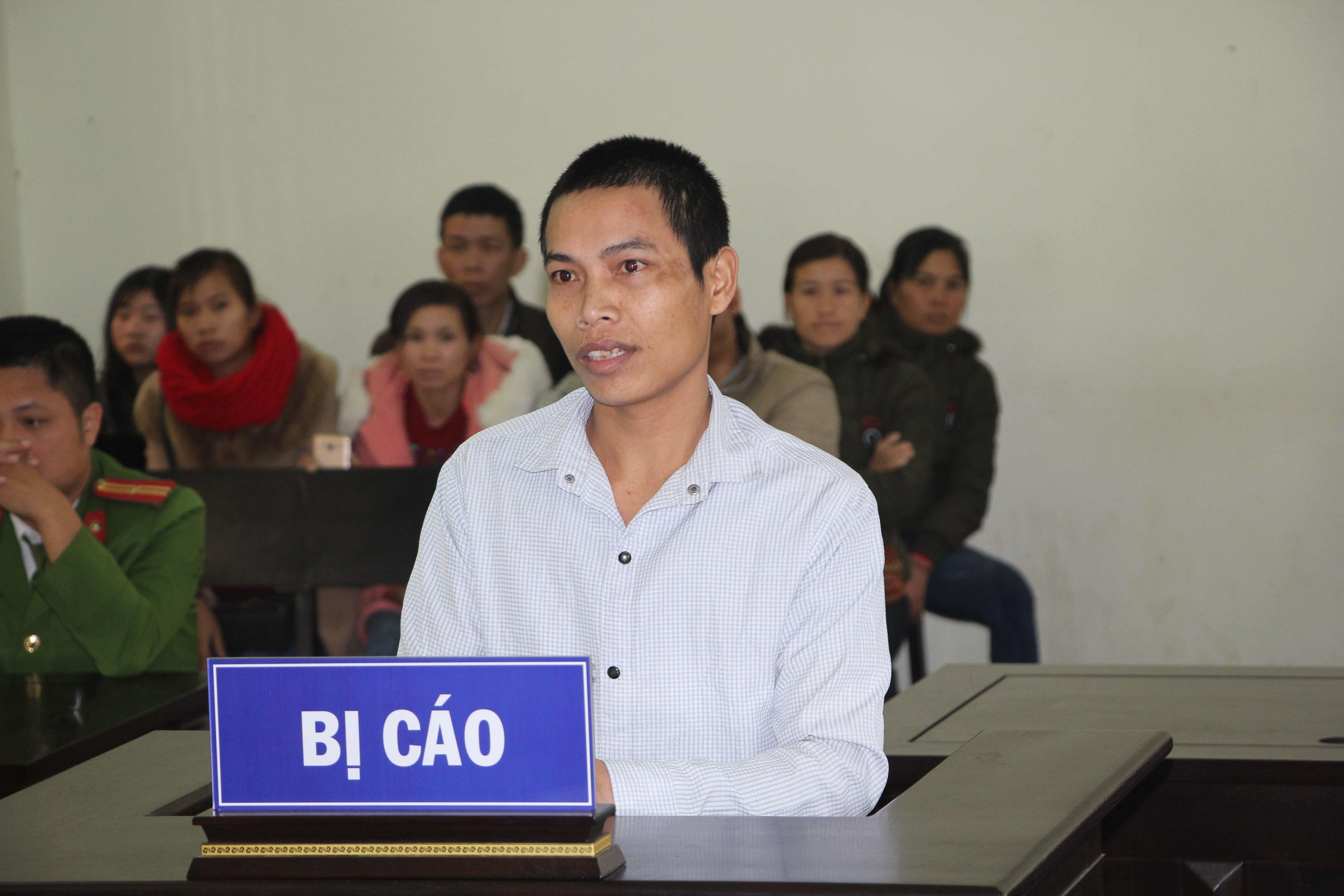 Bị cáo Vi Thanh Ký tại tòa. Ảnh: Nguyễn Trần