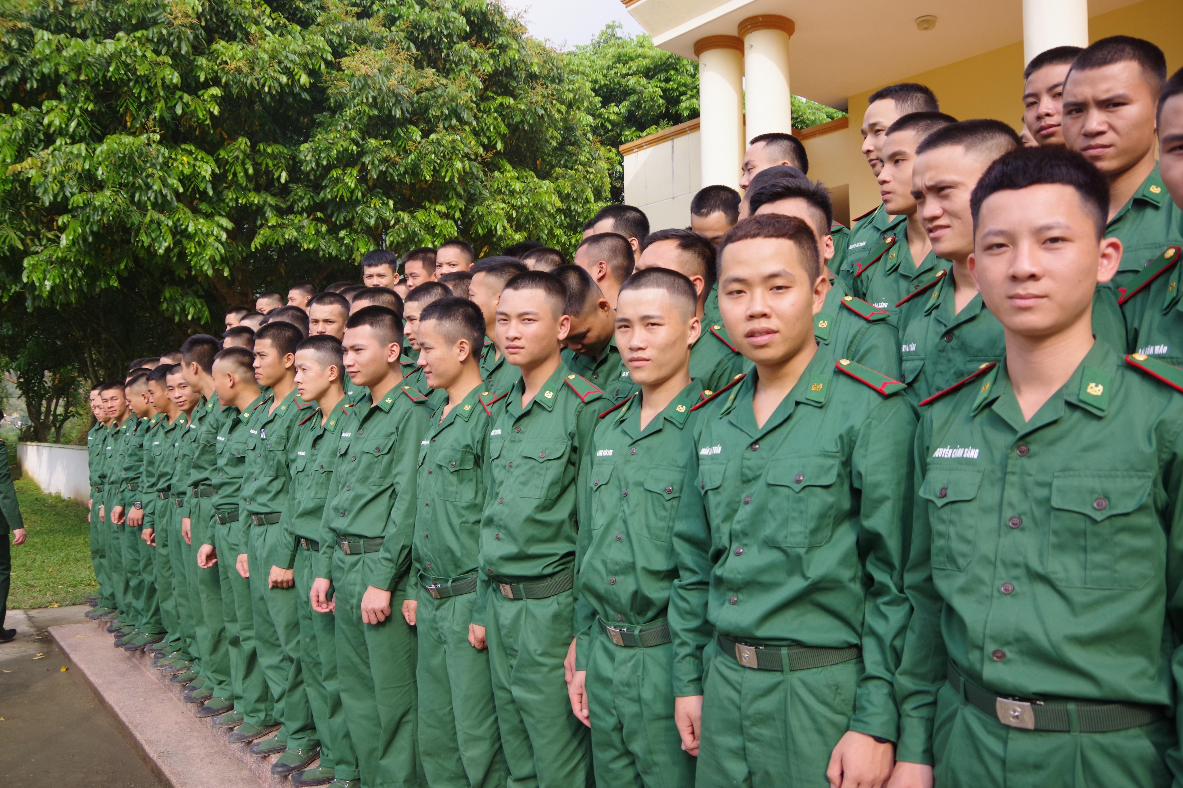 Các chiến sỹ mới Tiểu đoàn 19 BĐBP Nghệ An sẵn sàng bước vào mùa huấn luyện. Ảnh: Hùng Phong