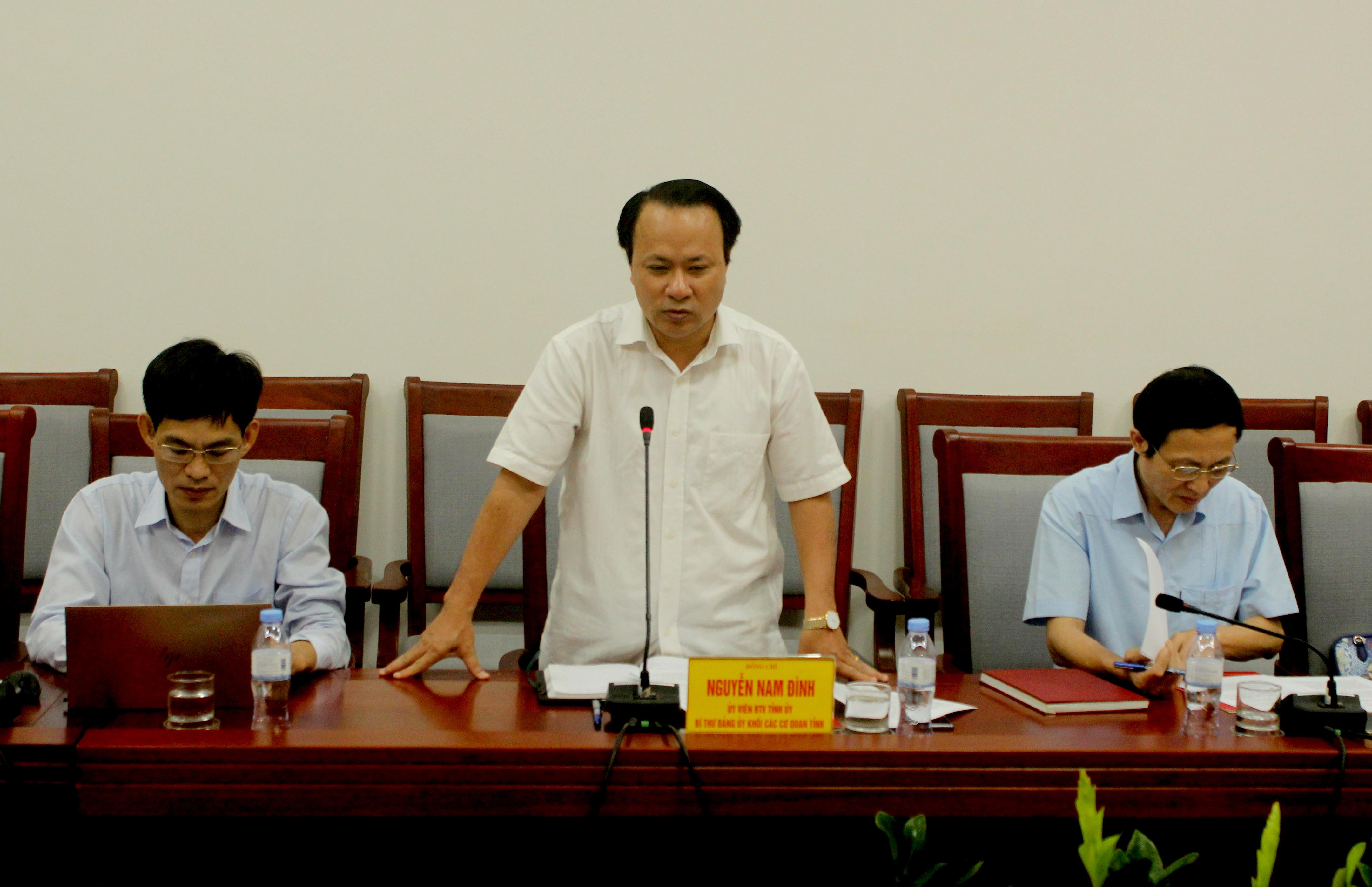 Đồng chí Nguyễn Nam Đình phát biểu tại cuộc làm việc 