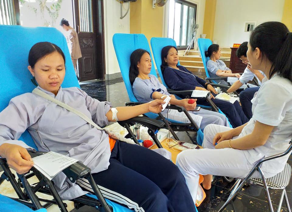 Lần đầu tiên chùa Viên Quang tổ chức hiến máu tình nguyện