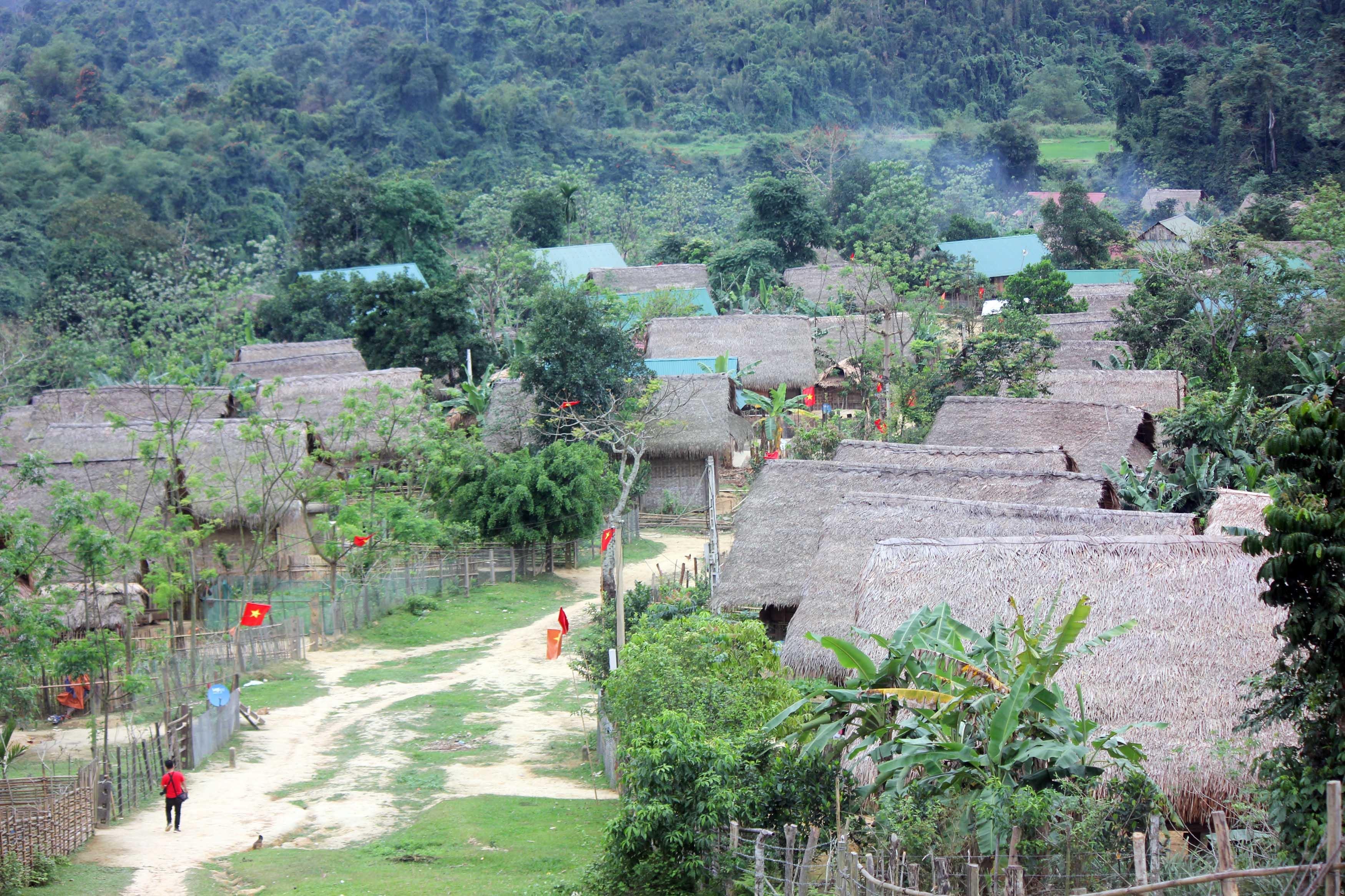 Bản Búng, xã Môn Sơn, huyện Con Cuông (Nghệ An), nơi những phụ nữ nói rằng chưa bao giờ được tổ chức ngày 8 tháng 3. Ảnh : Xuân Thủy