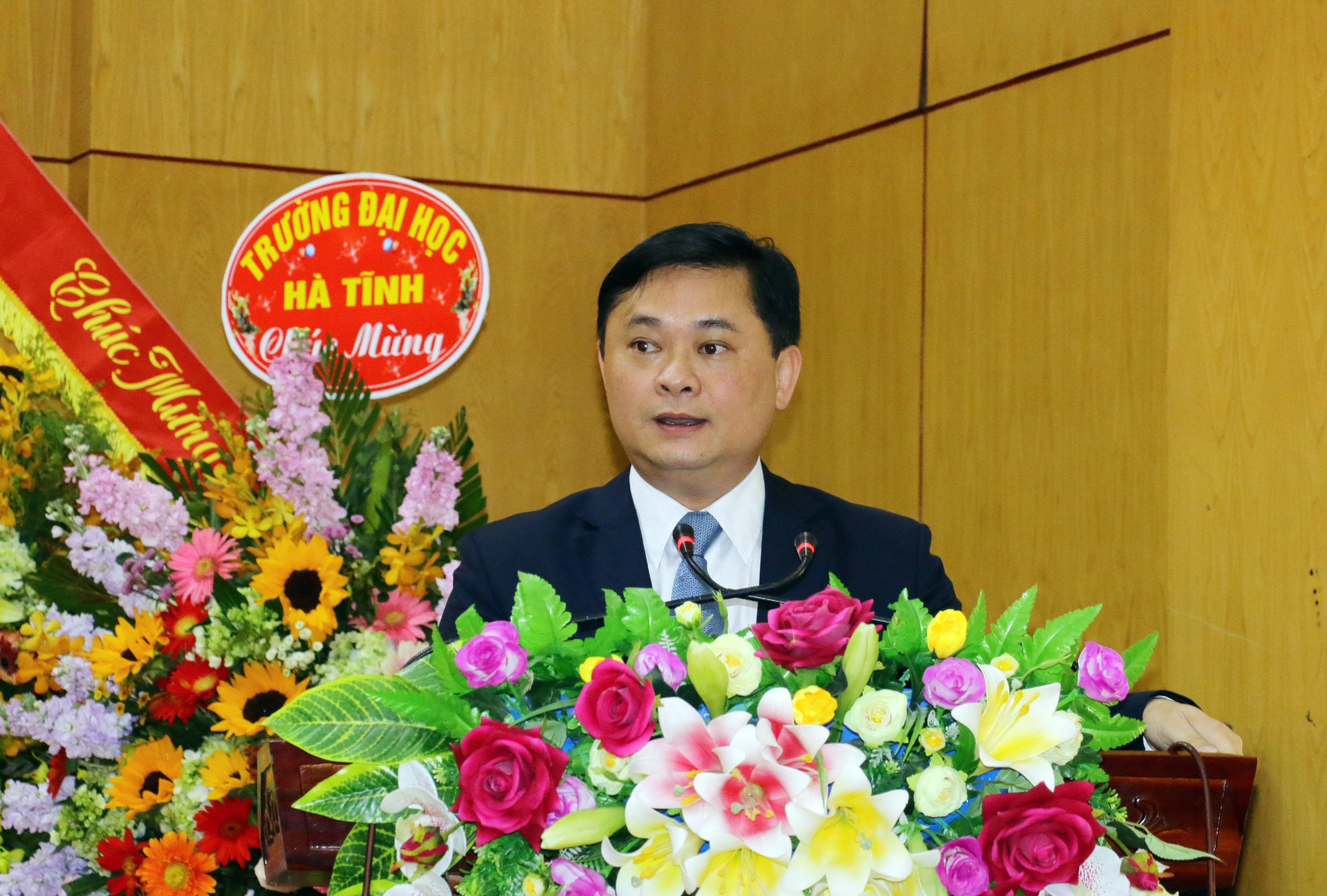 Đồng chí Thái Thanh Quý phát biểu trao nhiệm vụ cho tân Giám đốc Sở Giáo dục và đào tạo. Ảnh - Mỹ Hà