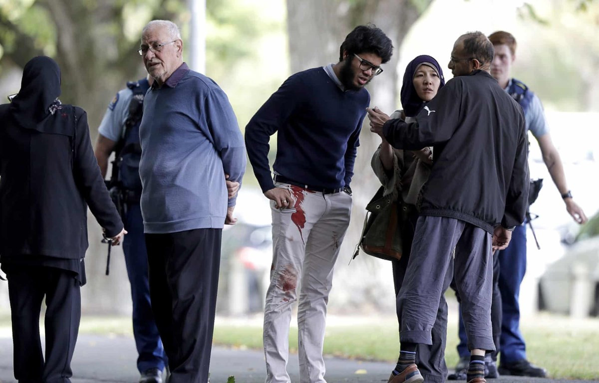 Một nạn nhân vụ xả súng ở thành phố Christchurch của New Zealand, ngày 15-3. (Ảnh AFP-TTXVN)