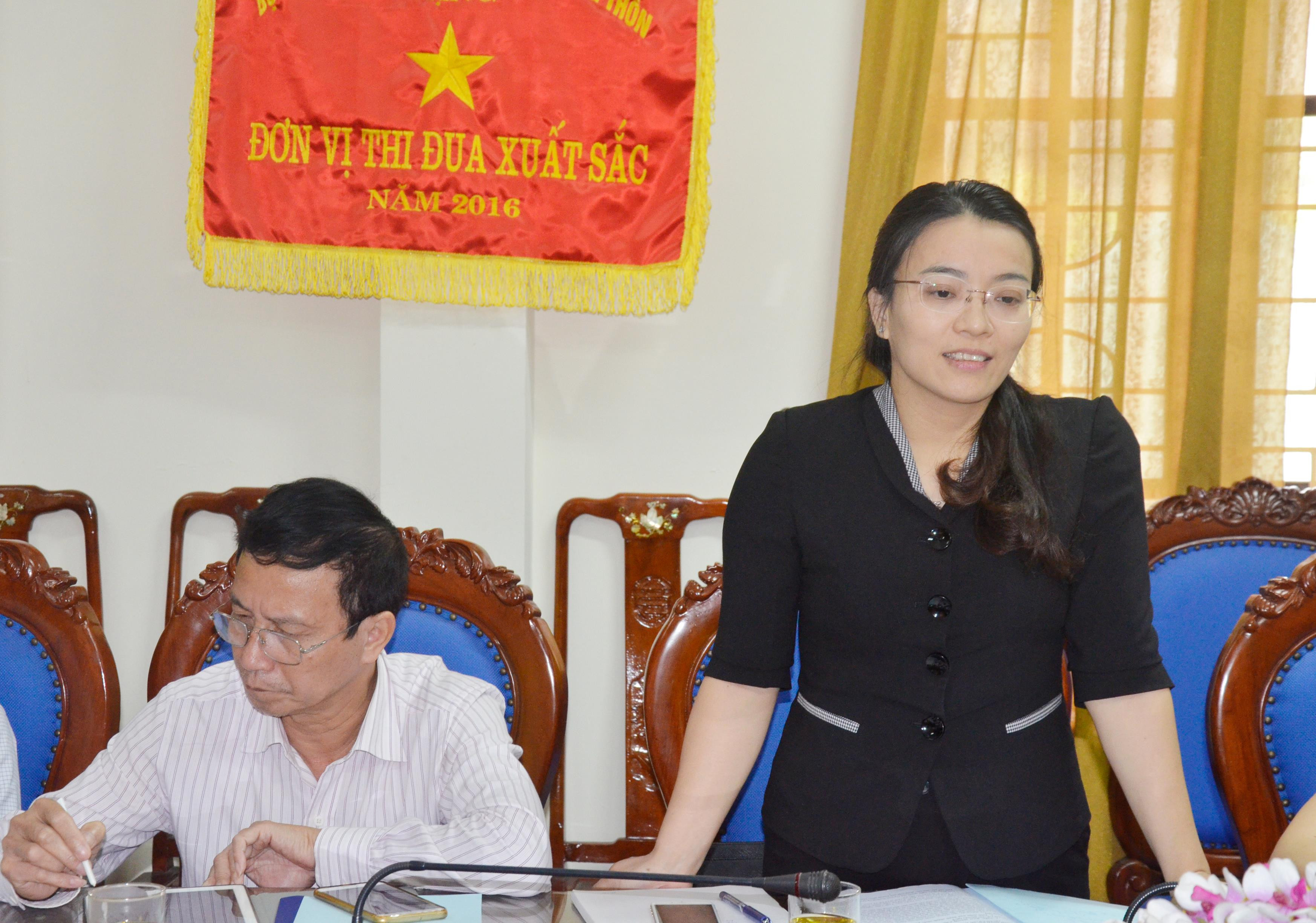 Bà Hoàng Thị Thu Trang- Cục Trưởng Cục Thi hành án dân sự tỉnh