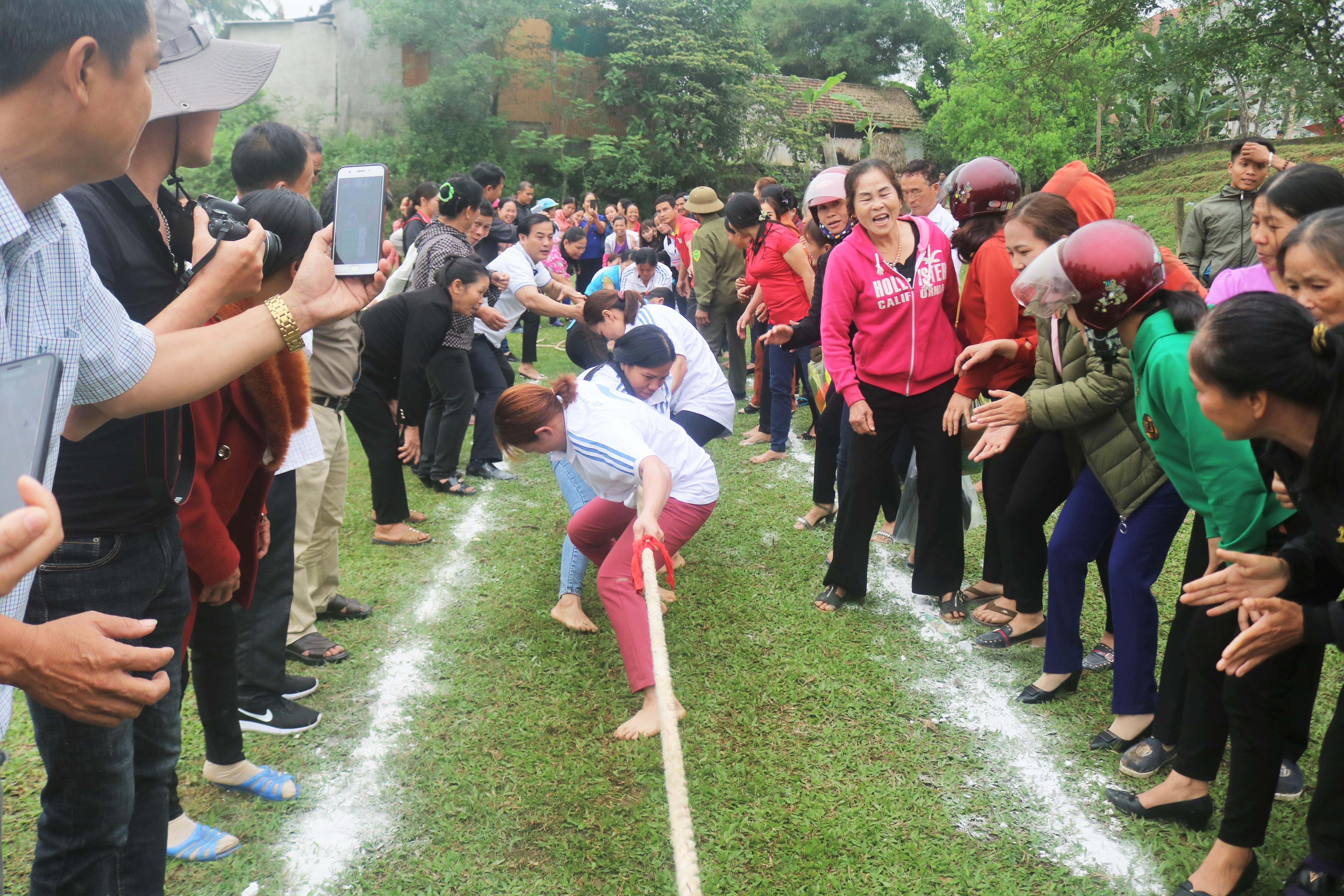 Người dân xã Võ Liệt tổ chức các hoạt động tập thể, lễ hội ảnh Diệp Phương.jpg